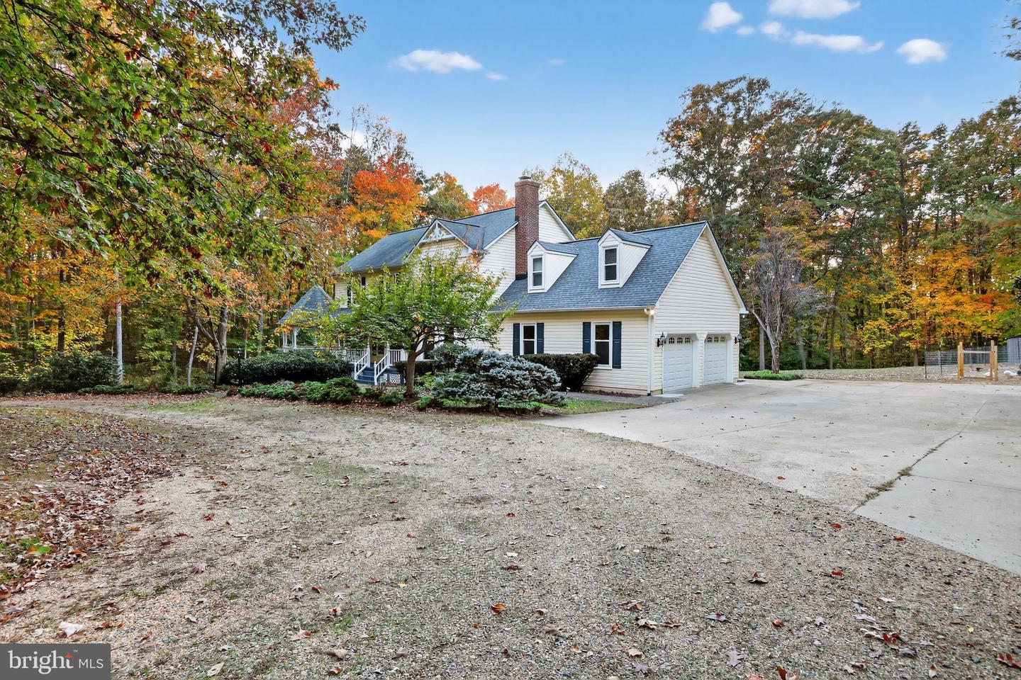 11002 OLD BROOK RD, SPOTSYLVANIA, Virginia 22553, 5 Bedrooms Bedrooms, ,3 BathroomsBathrooms,Residential,For sale,11002 OLD BROOK RD,VASP2037192 MLS # VASP2037192 11002 OLD BROOK RD, SPOTSYLVANIA, Virginia 22553, 5 Bedrooms Bedrooms, ,3 BathroomsBathrooms,Residential,For sale,11002 OLD BROOK RD,VASP2037192 MLS # VASP2037192