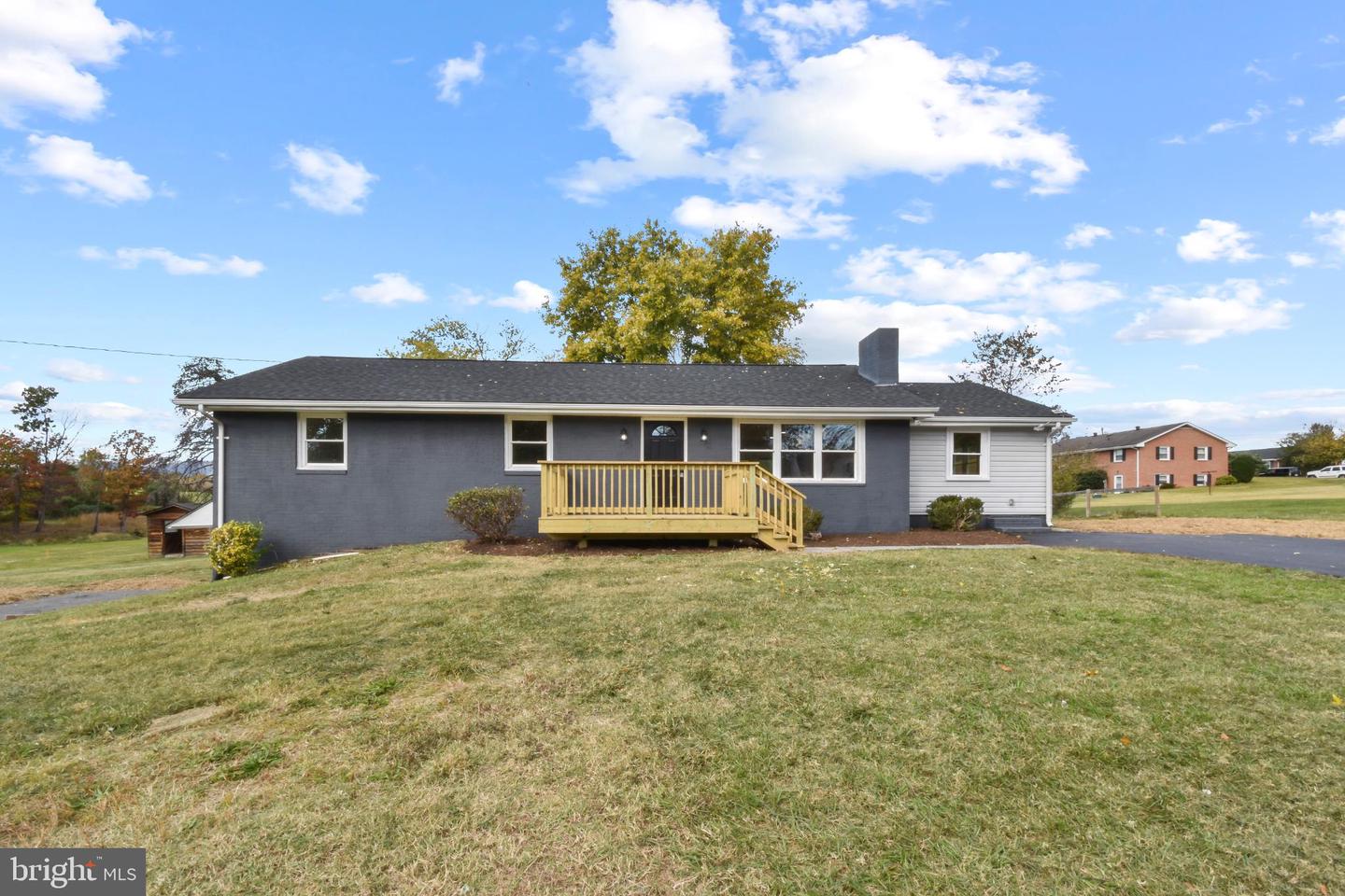 370 POE DR, FRONT ROYAL, Virginia 22630, 4 Bedrooms Bedrooms, 7 Rooms Rooms,3 BathroomsBathrooms,Residential,For sale,370 POE DR,VAWR2012626 MLS # VAWR2012626 370 POE DR, FRONT ROYAL, Virginia 22630, 4 Bedrooms Bedrooms, 7 Rooms Rooms,3 BathroomsBathrooms,Residential,For sale,370 POE DR,VAWR2012626 MLS # VAWR2012626
