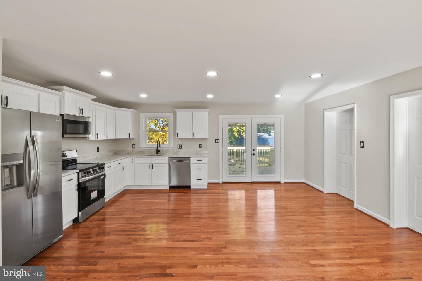 370 POE DR, FRONT ROYAL, Virginia 22630, 4 Bedrooms Bedrooms, 7 Rooms Rooms,3 BathroomsBathrooms,Residential,For sale,370 POE DR,VAWR2012626 MLS # VAWR2012626 370 POE DR, FRONT ROYAL, Virginia 22630, 4 Bedrooms Bedrooms, 7 Rooms Rooms,3 BathroomsBathrooms,Residential,For sale,370 POE DR,VAWR2012626 MLS # VAWR2012626
