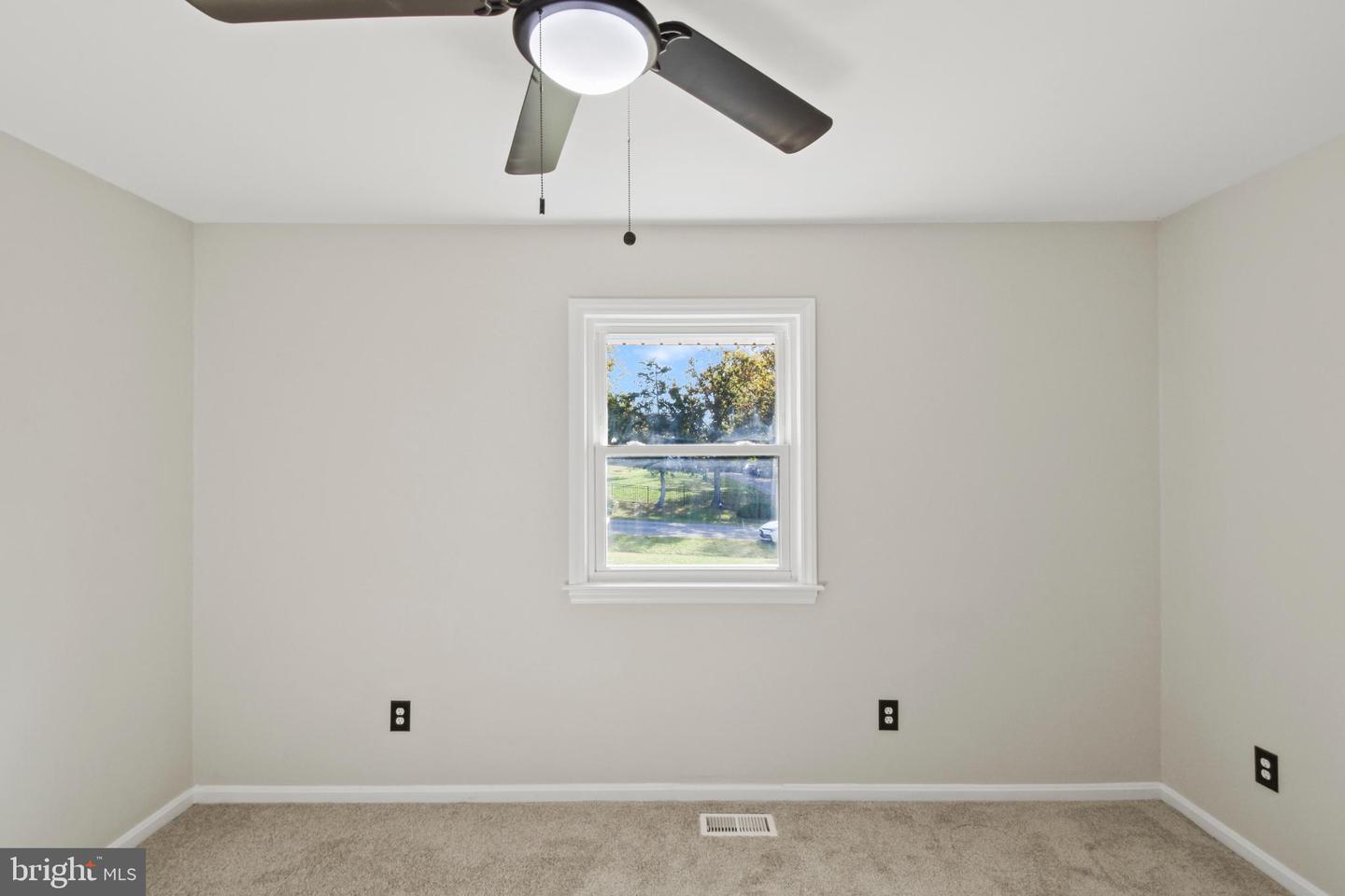 370 POE DR, FRONT ROYAL, Virginia 22630, 4 Bedrooms Bedrooms, 7 Rooms Rooms,3 BathroomsBathrooms,Residential,For sale,370 POE DR,VAWR2012626 MLS # VAWR2012626 370 POE DR, FRONT ROYAL, Virginia 22630, 4 Bedrooms Bedrooms, 7 Rooms Rooms,3 BathroomsBathrooms,Residential,For sale,370 POE DR,VAWR2012626 MLS # VAWR2012626