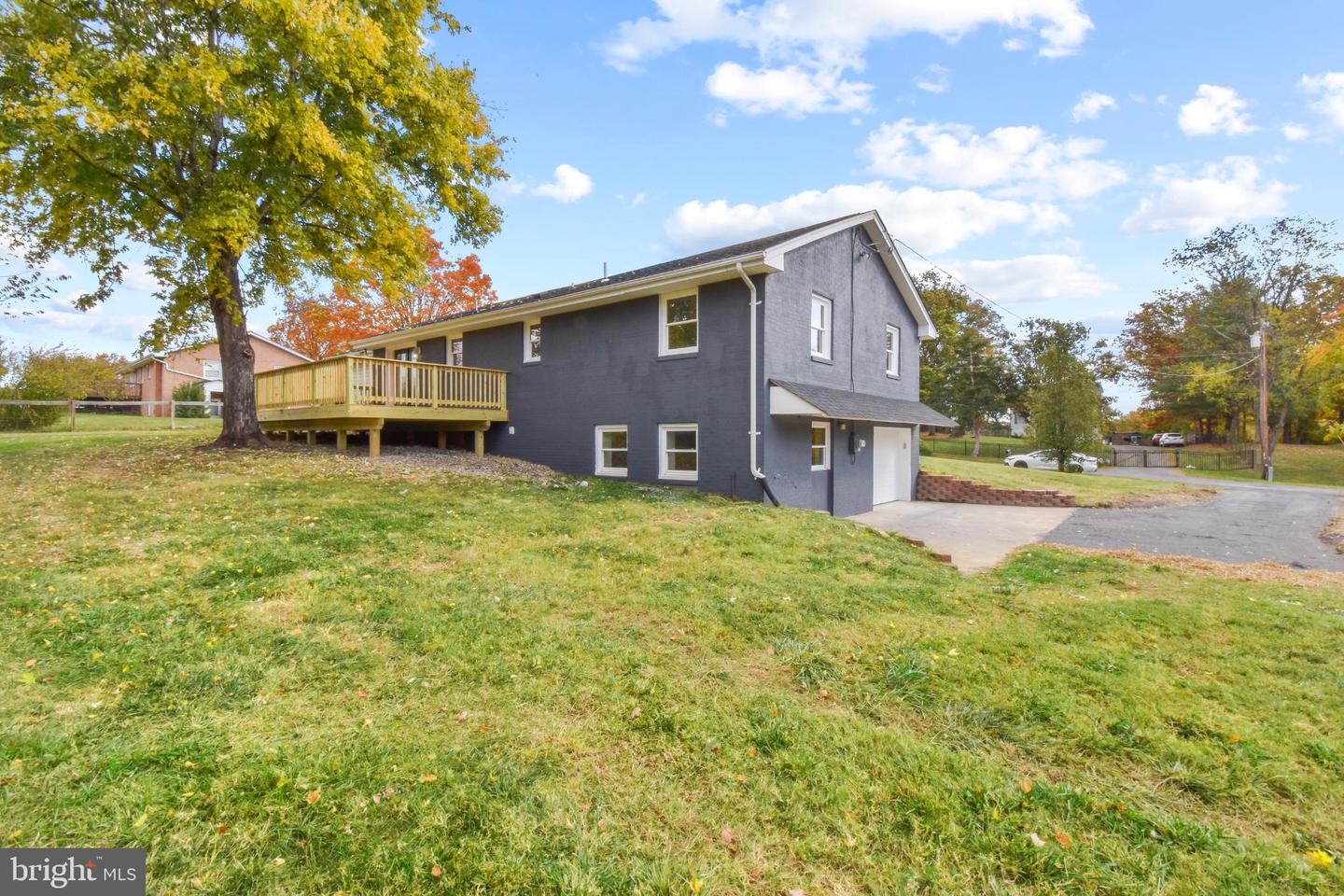 370 POE DR, FRONT ROYAL, Virginia 22630, 4 Bedrooms Bedrooms, 7 Rooms Rooms,3 BathroomsBathrooms,Residential,For sale,370 POE DR,VAWR2012626 MLS # VAWR2012626 370 POE DR, FRONT ROYAL, Virginia 22630, 4 Bedrooms Bedrooms, 7 Rooms Rooms,3 BathroomsBathrooms,Residential,For sale,370 POE DR,VAWR2012626 MLS # VAWR2012626