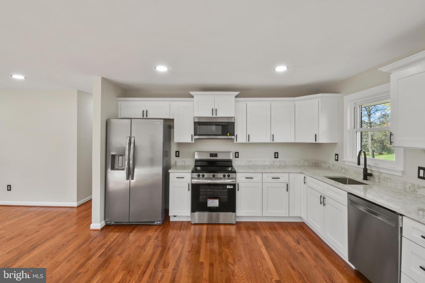 370 POE DR, FRONT ROYAL, Virginia 22630, 4 Bedrooms Bedrooms, 7 Rooms Rooms,3 BathroomsBathrooms,Residential,For sale,370 POE DR,VAWR2012626 MLS # VAWR2012626 370 POE DR, FRONT ROYAL, Virginia 22630, 4 Bedrooms Bedrooms, 7 Rooms Rooms,3 BathroomsBathrooms,Residential,For sale,370 POE DR,VAWR2012626 MLS # VAWR2012626