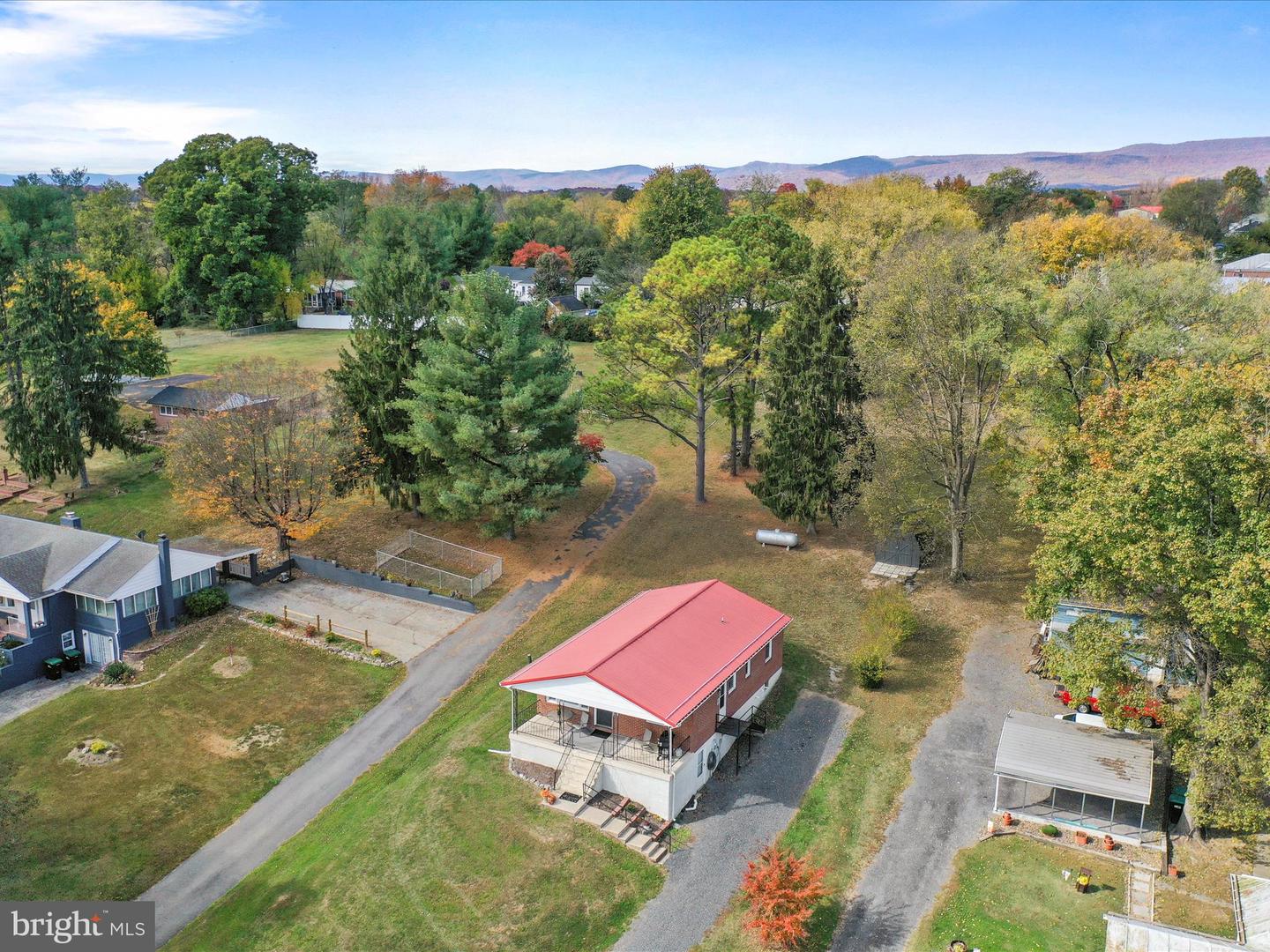 412 MASSANUTTEN HTS, WOODSTOCK, Virginia 22664, 2 Bedrooms Bedrooms, ,1 BathroomBathrooms,Residential,For sale,412 MASSANUTTEN HTS,VASH2012860 MLS # VASH2012860