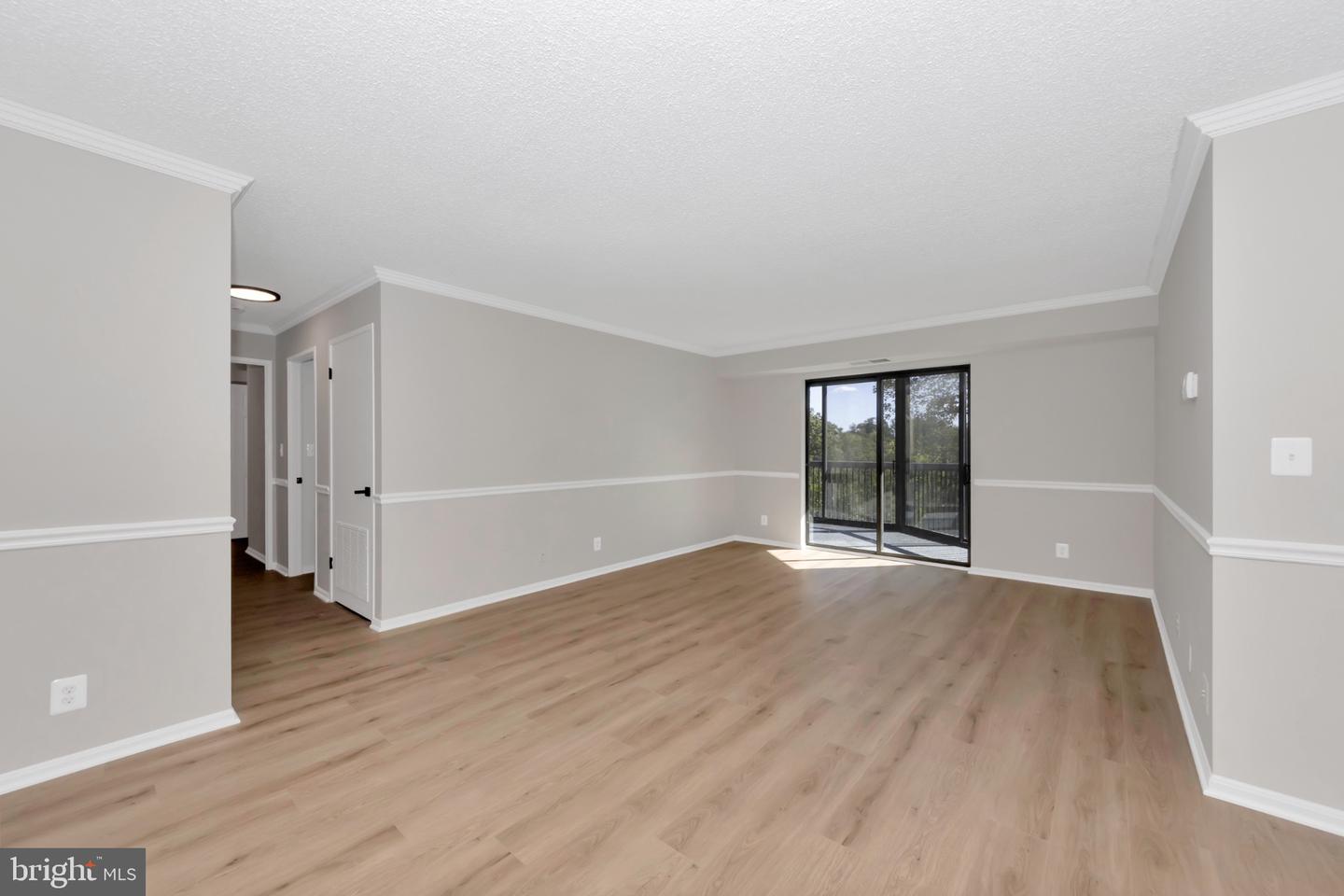 5904 MOUNT EAGLE DR #210, ALEXANDRIA, Virginia 22303, 2 Bedrooms Bedrooms, 4 Rooms Rooms,2 BathroomsBathrooms,Residential,For sale,5904 MOUNT EAGLE DR #210,VAFX2276278 MLS # VAFX2276278 5904 MOUNT EAGLE DR #210, ALEXANDRIA, Virginia 22303, 2 Bedrooms Bedrooms, 4 Rooms Rooms,2 BathroomsBathrooms,Residential,For sale,5904 MOUNT EAGLE DR #210,VAFX2276278 MLS # VAFX2276278