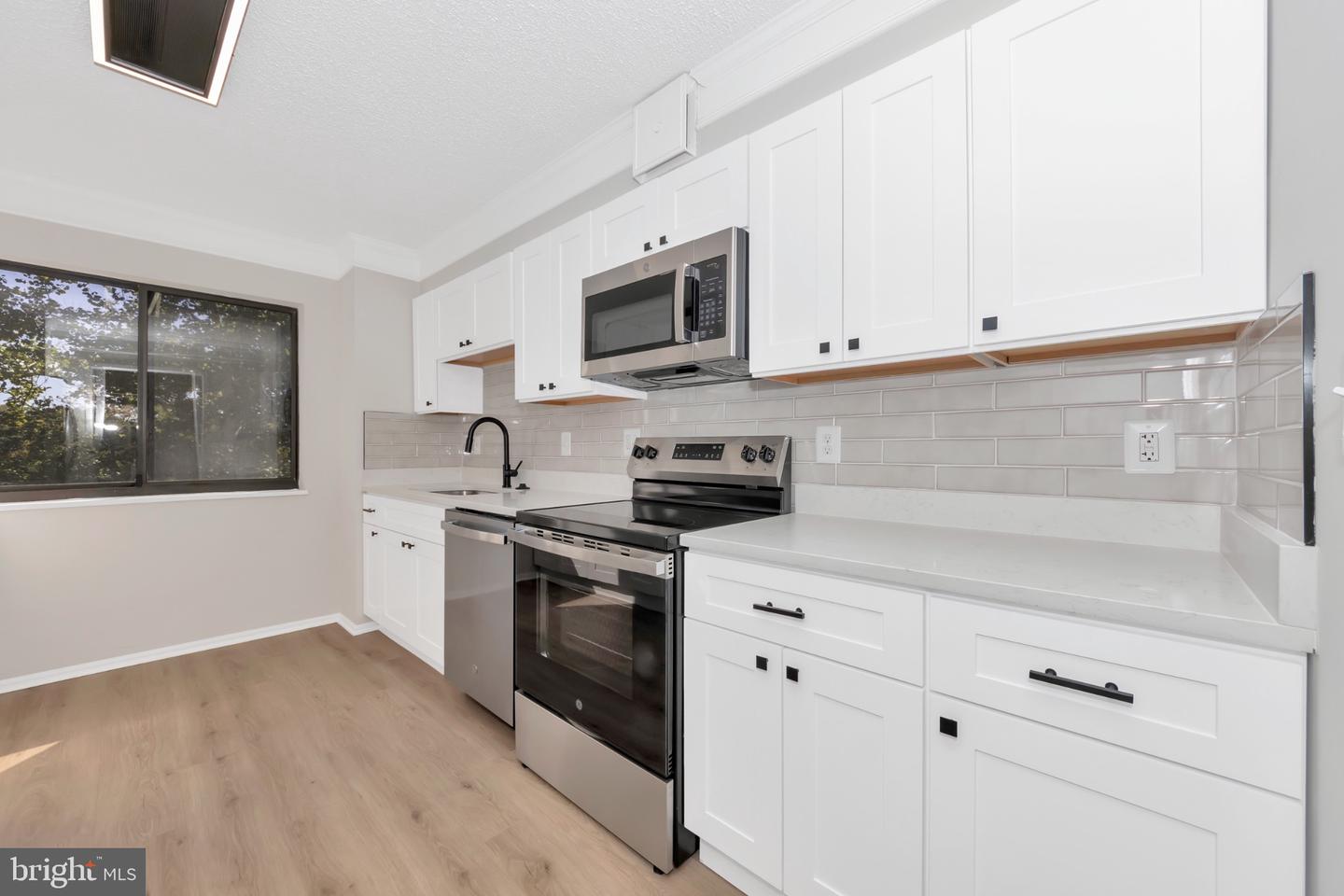 5904 MOUNT EAGLE DR #210, ALEXANDRIA, Virginia 22303, 2 Bedrooms Bedrooms, 4 Rooms Rooms,2 BathroomsBathrooms,Residential,For sale,5904 MOUNT EAGLE DR #210,VAFX2276278 MLS # VAFX2276278 5904 MOUNT EAGLE DR #210, ALEXANDRIA, Virginia 22303, 2 Bedrooms Bedrooms, 4 Rooms Rooms,2 BathroomsBathrooms,Residential,For sale,5904 MOUNT EAGLE DR #210,VAFX2276278 MLS # VAFX2276278