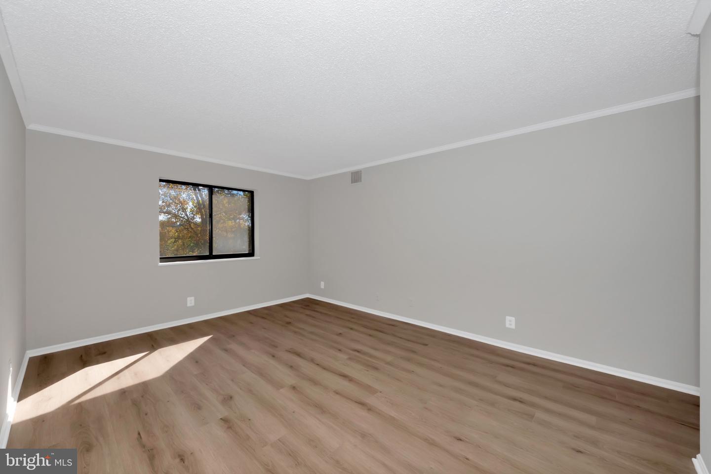 5904 MOUNT EAGLE DR #210, ALEXANDRIA, Virginia 22303, 2 Bedrooms Bedrooms, 4 Rooms Rooms,2 BathroomsBathrooms,Residential,For sale,5904 MOUNT EAGLE DR #210,VAFX2276278 MLS # VAFX2276278 5904 MOUNT EAGLE DR #210, ALEXANDRIA, Virginia 22303, 2 Bedrooms Bedrooms, 4 Rooms Rooms,2 BathroomsBathrooms,Residential,For sale,5904 MOUNT EAGLE DR #210,VAFX2276278 MLS # VAFX2276278