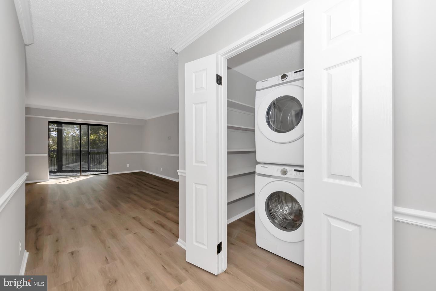 5904 MOUNT EAGLE DR #210, ALEXANDRIA, Virginia 22303, 2 Bedrooms Bedrooms, 4 Rooms Rooms,2 BathroomsBathrooms,Residential,For sale,5904 MOUNT EAGLE DR #210,VAFX2276278 MLS # VAFX2276278 5904 MOUNT EAGLE DR #210, ALEXANDRIA, Virginia 22303, 2 Bedrooms Bedrooms, 4 Rooms Rooms,2 BathroomsBathrooms,Residential,For sale,5904 MOUNT EAGLE DR #210,VAFX2276278 MLS # VAFX2276278