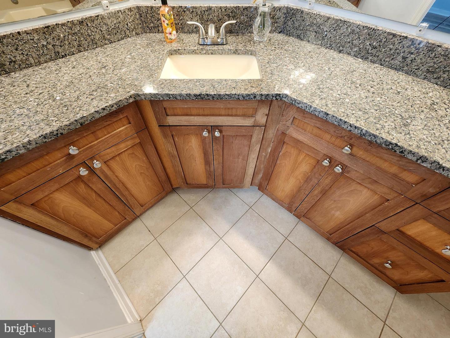 6923 VICTORIA DR #K, ALEXANDRIA, Virginia 22310, 2 Bedrooms Bedrooms, ,2 BathroomsBathrooms,Residential,For sale,6923 VICTORIA DR #K,VAFX2276358 MLS # VAFX2276358 6923 VICTORIA DR #K, ALEXANDRIA, Virginia 22310, 2 Bedrooms Bedrooms, ,2 BathroomsBathrooms,Residential,For sale,6923 VICTORIA DR #K,VAFX2276358 MLS # VAFX2276358