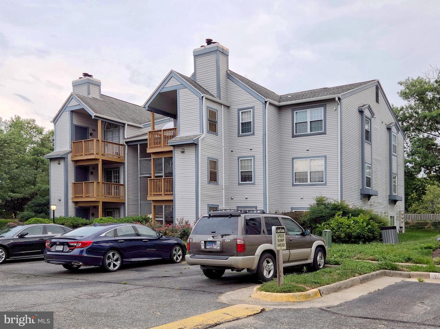 6923 VICTORIA DR #K, ALEXANDRIA, Virginia 22310, 2 Bedrooms Bedrooms, ,2 BathroomsBathrooms,Residential,For sale,6923 VICTORIA DR #K,VAFX2276358 MLS # VAFX2276358 6923 VICTORIA DR #K, ALEXANDRIA, Virginia 22310, 2 Bedrooms Bedrooms, ,2 BathroomsBathrooms,Residential,For sale,6923 VICTORIA DR #K,VAFX2276358 MLS # VAFX2276358