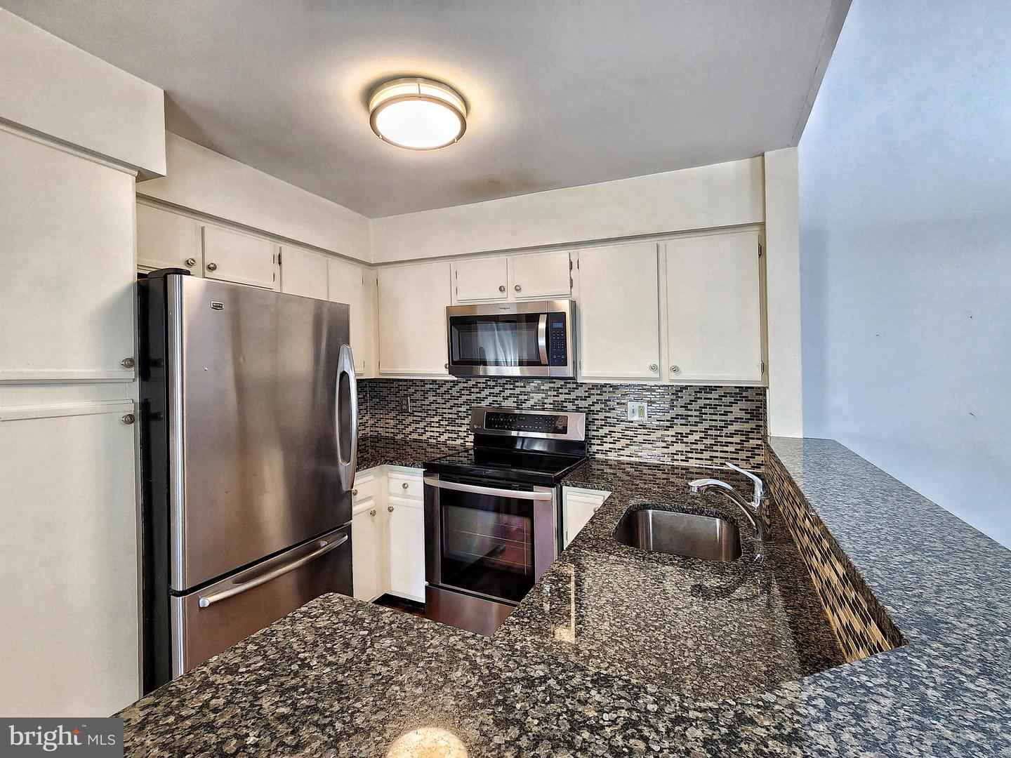 6923 VICTORIA DR #K, ALEXANDRIA, Virginia 22310, 2 Bedrooms Bedrooms, ,2 BathroomsBathrooms,Residential,For sale,6923 VICTORIA DR #K,VAFX2276358 MLS # VAFX2276358 6923 VICTORIA DR #K, ALEXANDRIA, Virginia 22310, 2 Bedrooms Bedrooms, ,2 BathroomsBathrooms,Residential,For sale,6923 VICTORIA DR #K,VAFX2276358 MLS # VAFX2276358