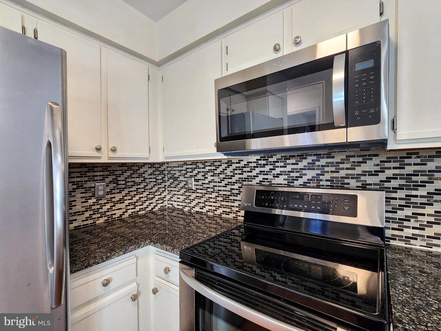 6923 VICTORIA DR #K, ALEXANDRIA, Virginia 22310, 2 Bedrooms Bedrooms, ,2 BathroomsBathrooms,Residential,For sale,6923 VICTORIA DR #K,VAFX2276358 MLS # VAFX2276358 6923 VICTORIA DR #K, ALEXANDRIA, Virginia 22310, 2 Bedrooms Bedrooms, ,2 BathroomsBathrooms,Residential,For sale,6923 VICTORIA DR #K,VAFX2276358 MLS # VAFX2276358