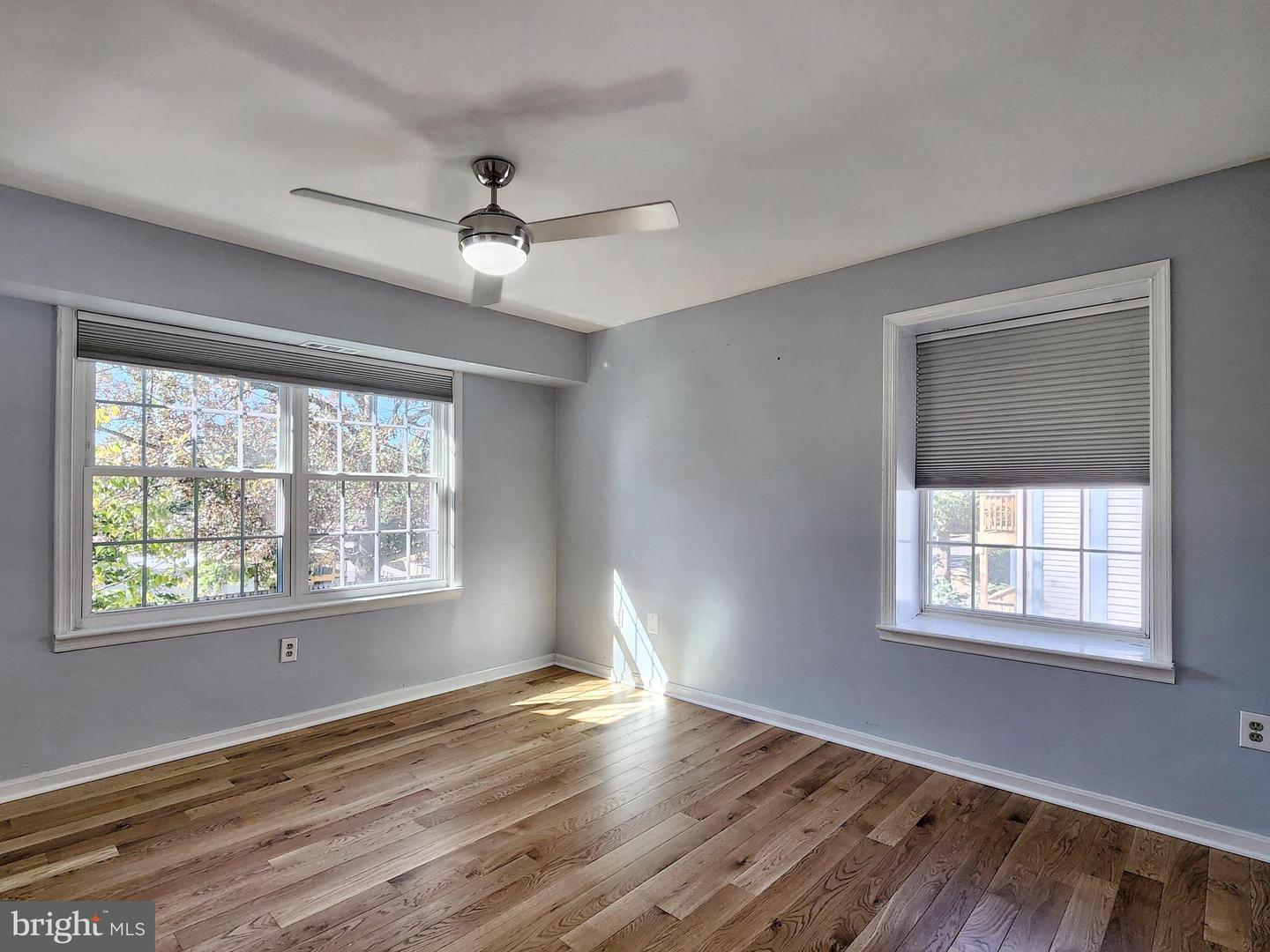 6923 VICTORIA DR #K, ALEXANDRIA, Virginia 22310, 2 Bedrooms Bedrooms, ,2 BathroomsBathrooms,Residential,For sale,6923 VICTORIA DR #K,VAFX2276358 MLS # VAFX2276358 6923 VICTORIA DR #K, ALEXANDRIA, Virginia 22310, 2 Bedrooms Bedrooms, ,2 BathroomsBathrooms,Residential,For sale,6923 VICTORIA DR #K,VAFX2276358 MLS # VAFX2276358
