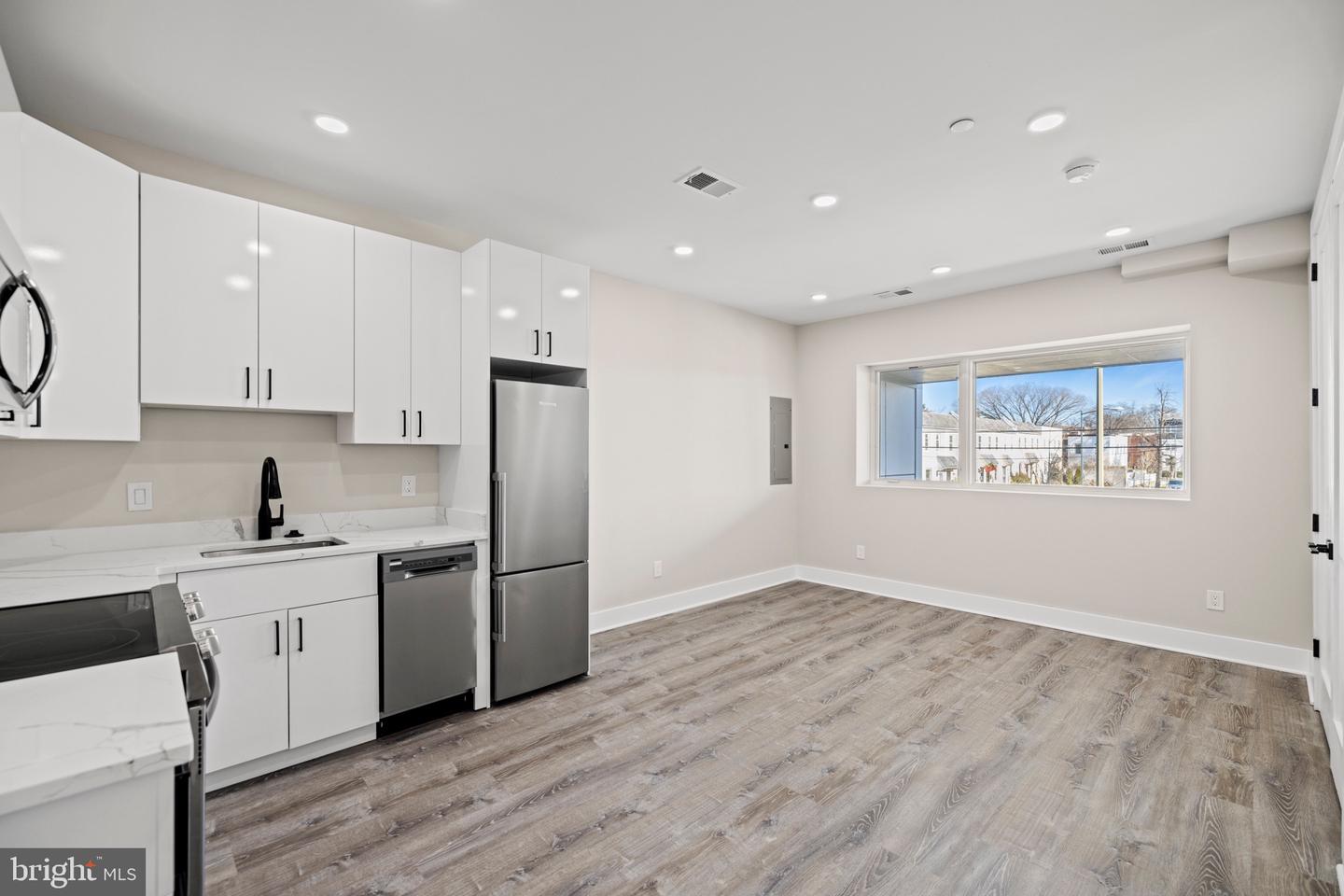824 18TH ST NE #202, WASHINGTON, District Of Columbia 20002, ,1 BathroomBathrooms,Residential,For sale,824 18TH ST NE #202,DCDC2229178 MLS # DCDC2229178 824 18TH ST NE #202, WASHINGTON, District Of Columbia 20002, ,1 BathroomBathrooms,Residential,For sale,824 18TH ST NE #202,DCDC2229178 MLS # DCDC2229178