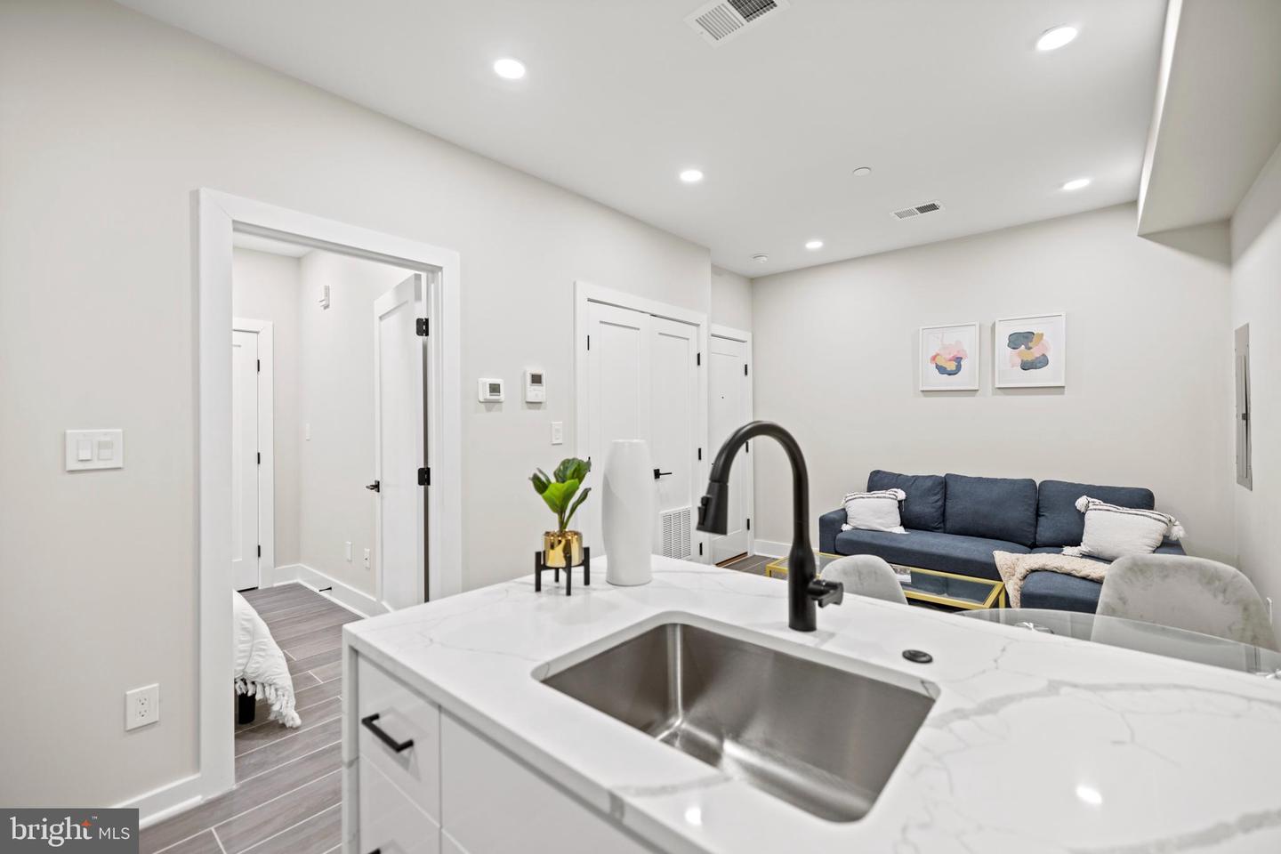824 18TH ST NE #3, WASHINGTON, District Of Columbia 20002, 1 Bedroom Bedrooms, ,1 BathroomBathrooms,Residential,For sale,824 18TH ST NE #3,DCDC2229182 MLS # DCDC2229182 824 18TH ST NE #3, WASHINGTON, District Of Columbia 20002, 1 Bedroom Bedrooms, ,1 BathroomBathrooms,Residential,For sale,824 18TH ST NE #3,DCDC2229182 MLS # DCDC2229182