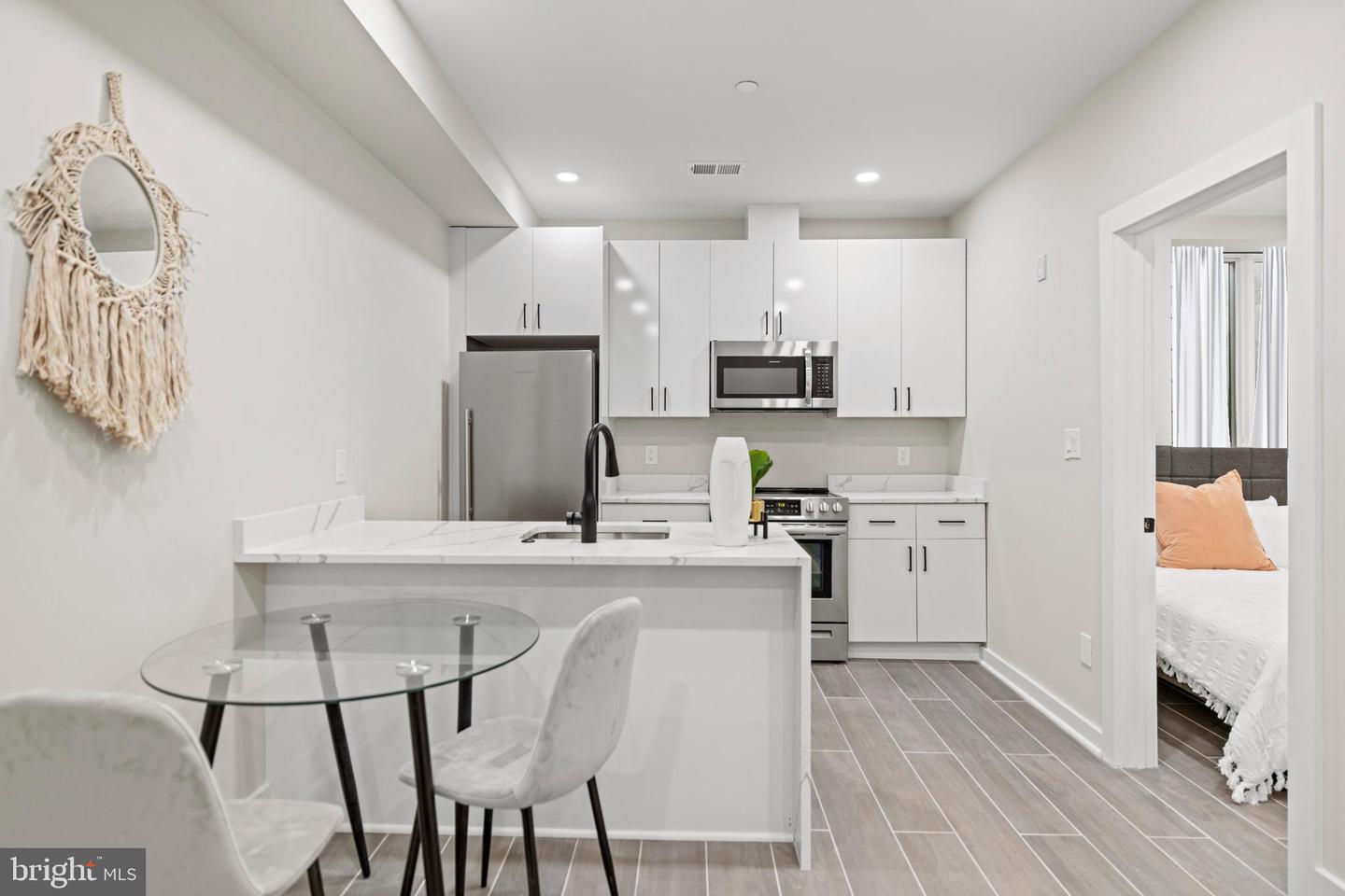 824 18TH ST NE #3, WASHINGTON, District Of Columbia 20002, 1 Bedroom Bedrooms, ,1 BathroomBathrooms,Residential,For sale,824 18TH ST NE #3,DCDC2229182 MLS # DCDC2229182 824 18TH ST NE #3, WASHINGTON, District Of Columbia 20002, 1 Bedroom Bedrooms, ,1 BathroomBathrooms,Residential,For sale,824 18TH ST NE #3,DCDC2229182 MLS # DCDC2229182