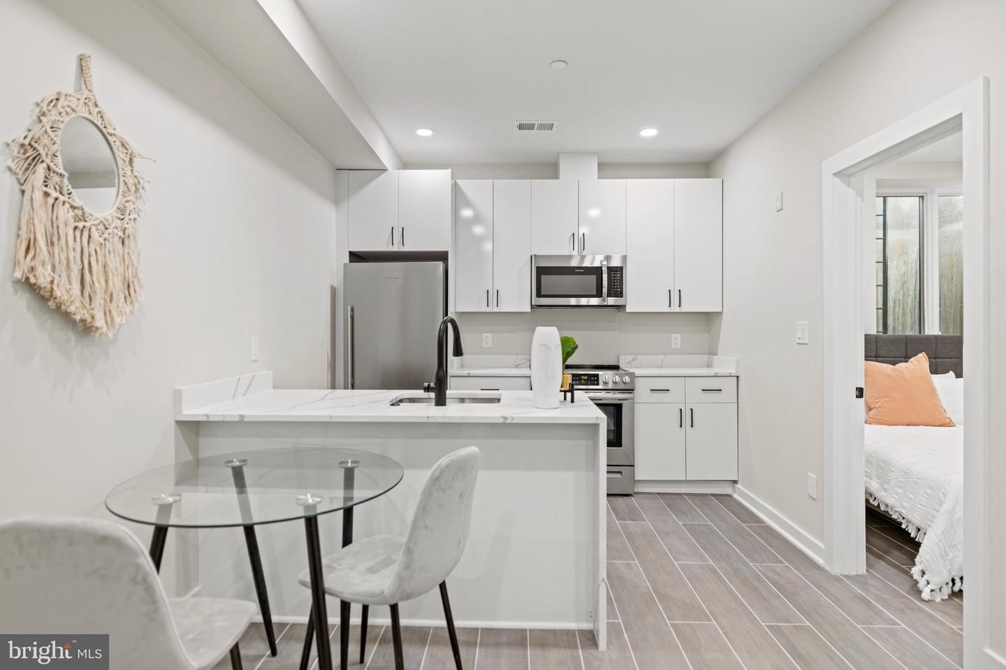 824 18TH ST NE #3, WASHINGTON, District Of Columbia 20002, 1 Bedroom Bedrooms, ,1 BathroomBathrooms,Residential,For sale,824 18TH ST NE #3,DCDC2229182 MLS # DCDC2229182 824 18TH ST NE #3, WASHINGTON, District Of Columbia 20002, 1 Bedroom Bedrooms, ,1 BathroomBathrooms,Residential,For sale,824 18TH ST NE #3,DCDC2229182 MLS # DCDC2229182