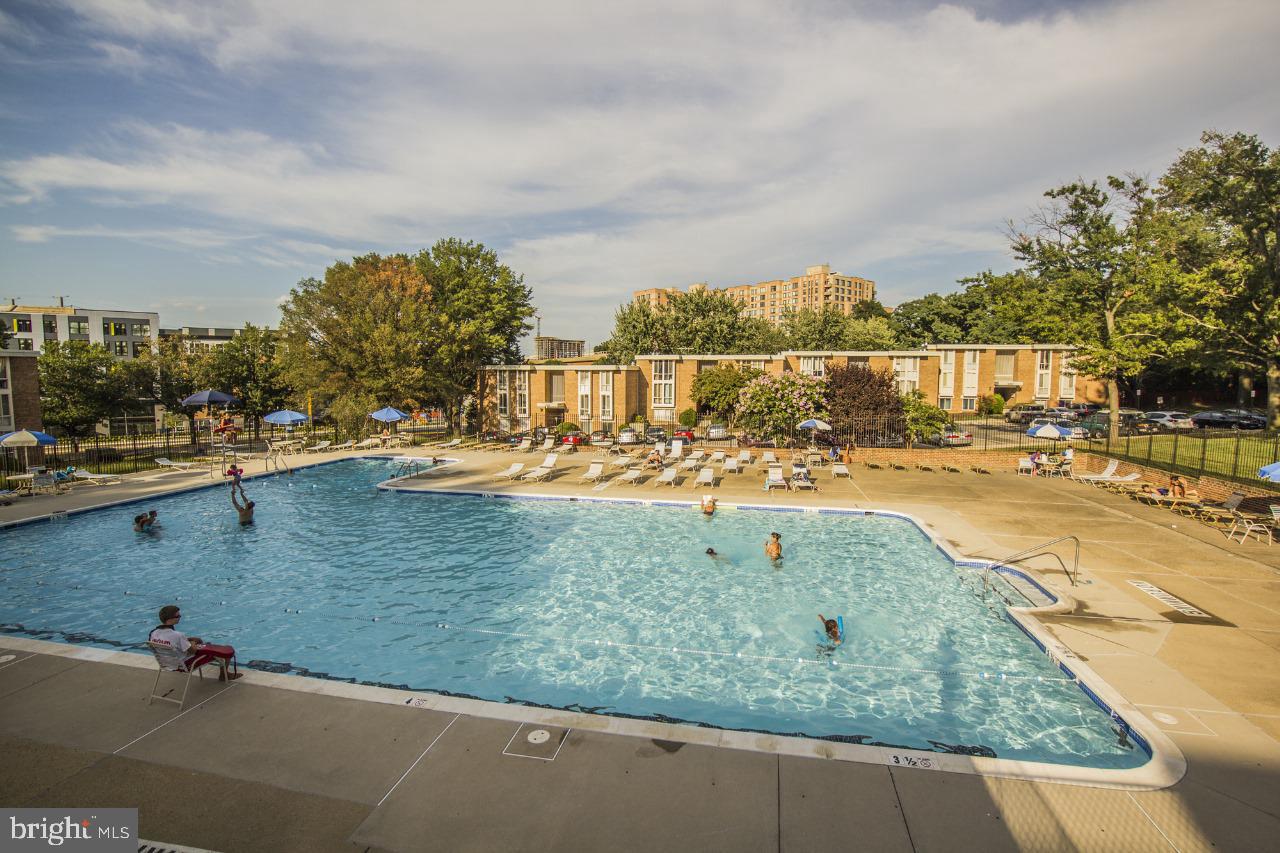 2650 REDCOAT DR #3D, ALEXANDRIA, Virginia 22303, 2 Bedrooms Bedrooms, 5 Rooms Rooms,1 BathroomBathrooms,Residential,For sale,2650 REDCOAT DR #3D,VAFX2276124 MLS # VAFX2276124 2650 REDCOAT DR #3D, ALEXANDRIA, Virginia 22303, 2 Bedrooms Bedrooms, 5 Rooms Rooms,1 BathroomBathrooms,Residential,For sale,2650 REDCOAT DR #3D,VAFX2276124 MLS # VAFX2276124