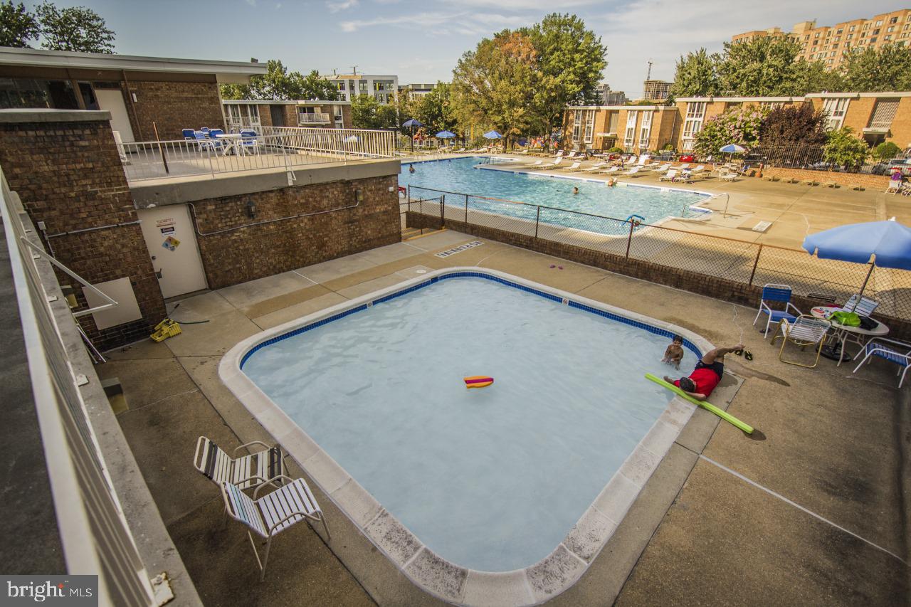 2650 REDCOAT DR #3D, ALEXANDRIA, Virginia 22303, 2 Bedrooms Bedrooms, 5 Rooms Rooms,1 BathroomBathrooms,Residential,For sale,2650 REDCOAT DR #3D,VAFX2276124 MLS # VAFX2276124 2650 REDCOAT DR #3D, ALEXANDRIA, Virginia 22303, 2 Bedrooms Bedrooms, 5 Rooms Rooms,1 BathroomBathrooms,Residential,For sale,2650 REDCOAT DR #3D,VAFX2276124 MLS # VAFX2276124