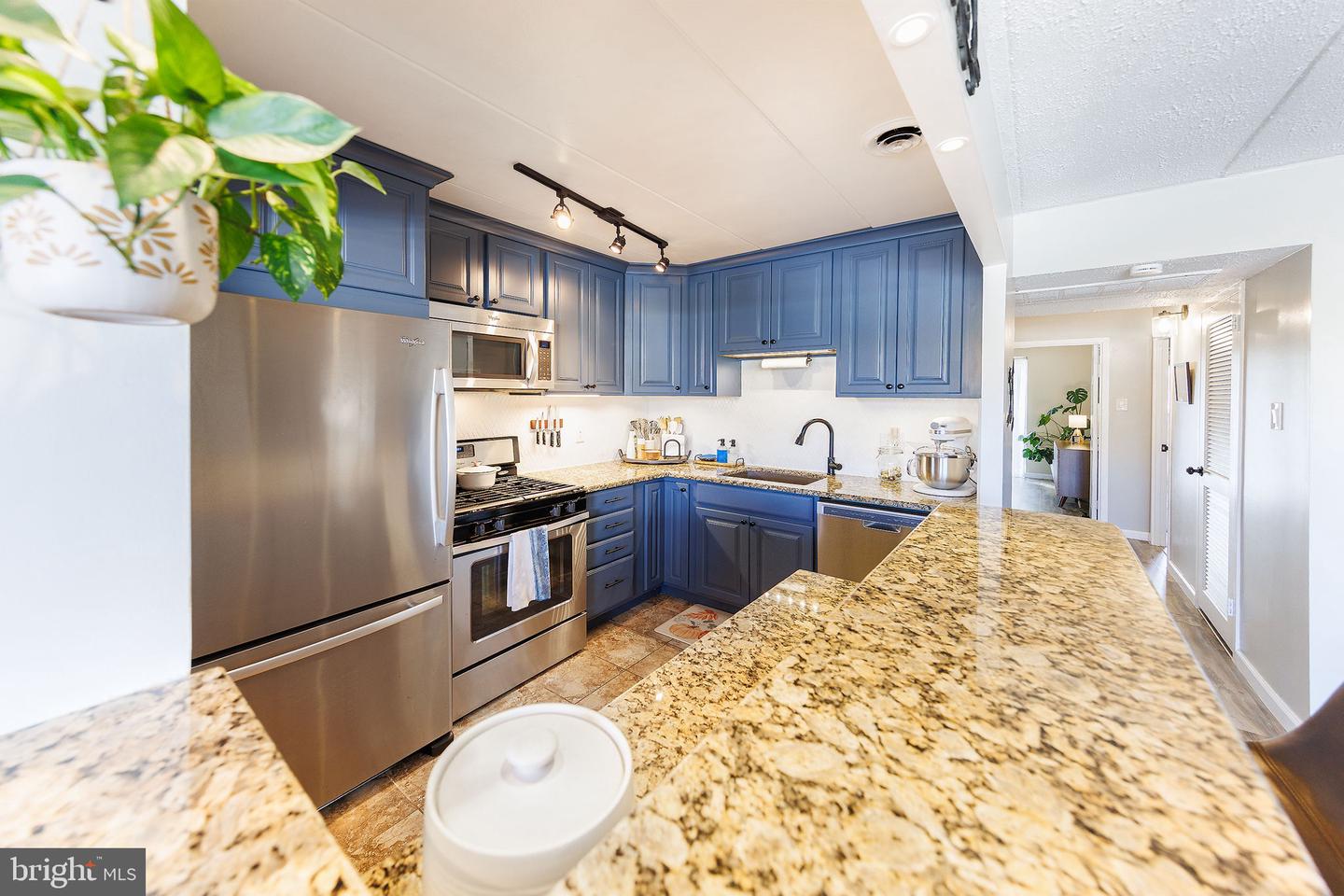 2650 REDCOAT DR #3D, ALEXANDRIA, Virginia 22303, 2 Bedrooms Bedrooms, 5 Rooms Rooms,1 BathroomBathrooms,Residential,For sale,2650 REDCOAT DR #3D,VAFX2276124 MLS # VAFX2276124 2650 REDCOAT DR #3D, ALEXANDRIA, Virginia 22303, 2 Bedrooms Bedrooms, 5 Rooms Rooms,1 BathroomBathrooms,Residential,For sale,2650 REDCOAT DR #3D,VAFX2276124 MLS # VAFX2276124