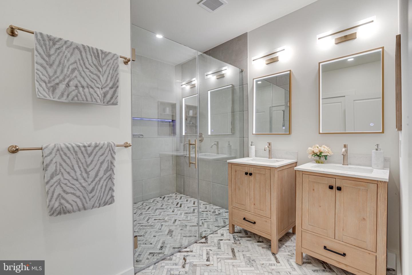 4820 5TH ST NW, WASHINGTON, District Of Columbia 20011, 4 Bedrooms Bedrooms, ,3 BathroomsBathrooms,Residential,For sale,4820 5TH ST NW,DCDC2228614 MLS # DCDC2228614 4820 5TH ST NW, WASHINGTON, District Of Columbia 20011, 4 Bedrooms Bedrooms, ,3 BathroomsBathrooms,Residential,For sale,4820 5TH ST NW,DCDC2228614 MLS # DCDC2228614