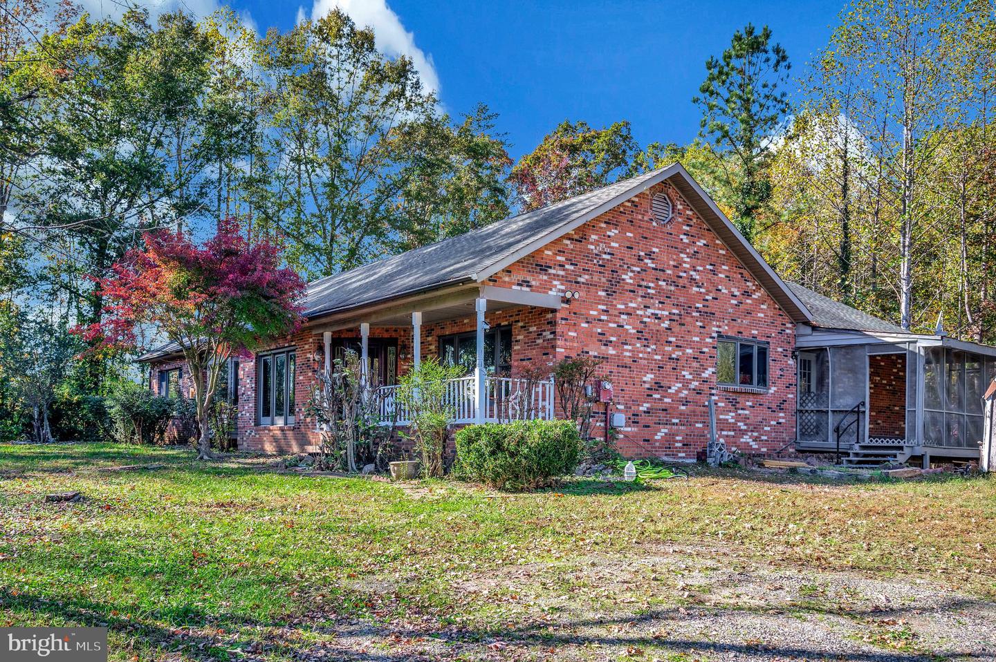 6709 MARYE RD, SPOTSYLVANIA, Virginia 22551, 3 Bedrooms Bedrooms, ,3 BathroomsBathrooms,Residential,For sale,6709 MARYE RD,VASP2037196 MLS # VASP2037196 6709 MARYE RD, SPOTSYLVANIA, Virginia 22551, 3 Bedrooms Bedrooms, ,3 BathroomsBathrooms,Residential,For sale,6709 MARYE RD,VASP2037196 MLS # VASP2037196