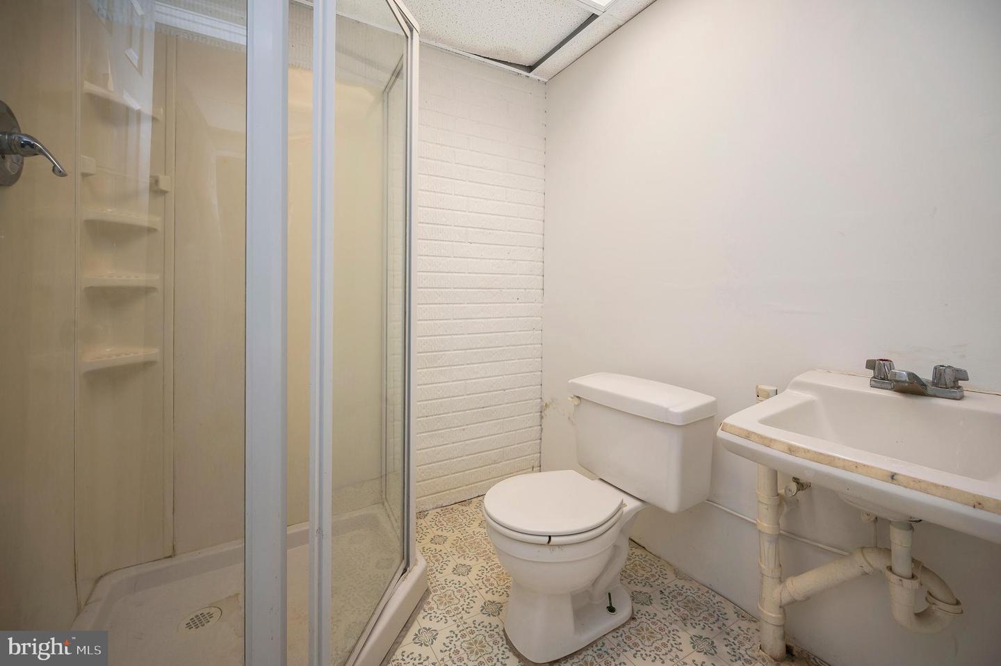 6709 MARYE RD, SPOTSYLVANIA, Virginia 22551, 3 Bedrooms Bedrooms, ,3 BathroomsBathrooms,Residential,For sale,6709 MARYE RD,VASP2037196 MLS # VASP2037196