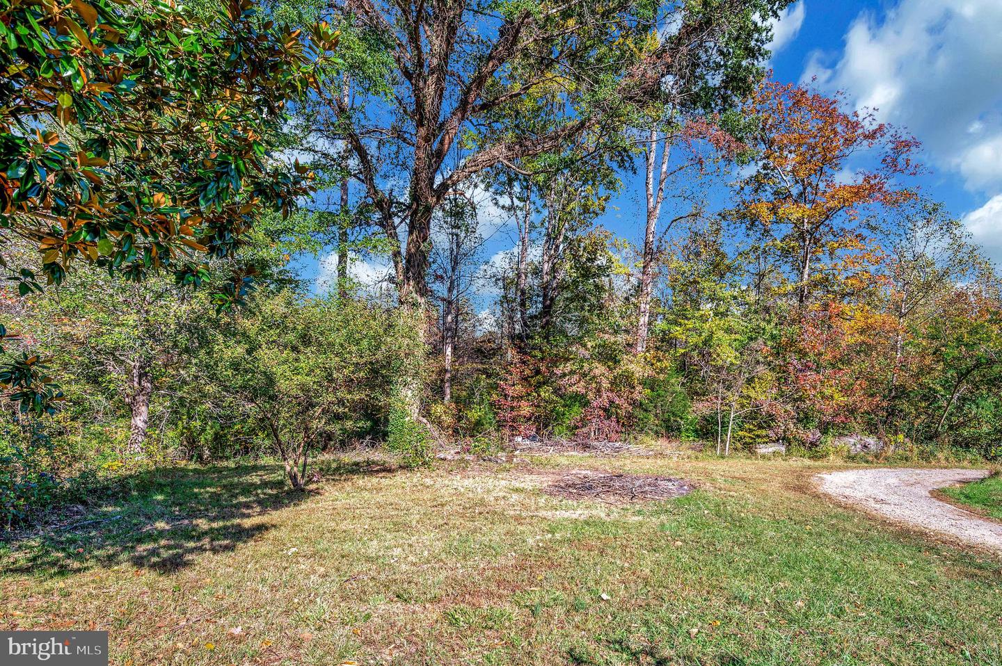 6709 MARYE RD, SPOTSYLVANIA, Virginia 22551, 3 Bedrooms Bedrooms, ,3 BathroomsBathrooms,Residential,For sale,6709 MARYE RD,VASP2037196 MLS # VASP2037196