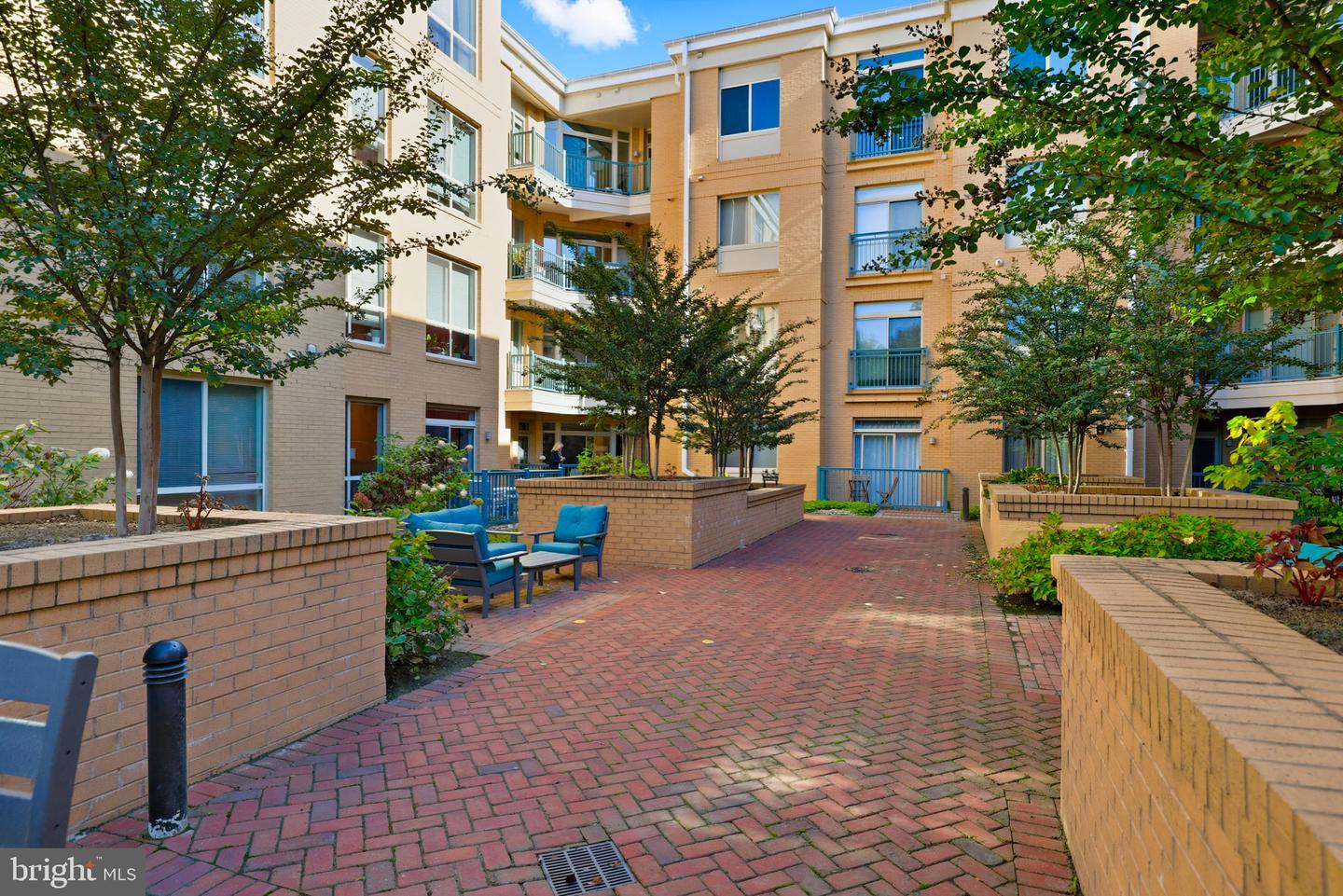 2200 N WESTMORELAND ST #202, ARLINGTON, Virginia 22213, 1 Bedroom Bedrooms, ,1 BathroomBathrooms,Residential,For sale,2200 N WESTMORELAND ST #202,VAAR2065342 MLS # VAAR2065342 2200 N WESTMORELAND ST #202, ARLINGTON, Virginia 22213, 1 Bedroom Bedrooms, ,1 BathroomBathrooms,Residential,For sale,2200 N WESTMORELAND ST #202,VAAR2065342 MLS # VAAR2065342