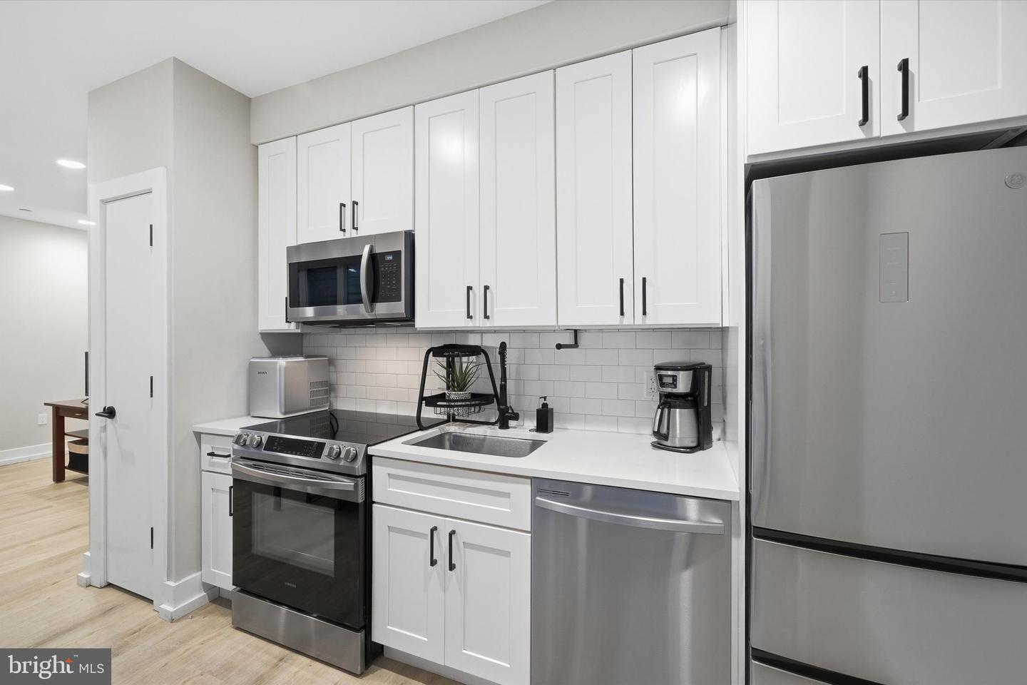 1016 17TH PL NE #7, WASHINGTON, District Of Columbia 20002, 1 Bedroom Bedrooms, 3 Rooms Rooms,1 BathroomBathrooms,Residential,For sale,1016 17TH PL NE #7,DCDC2228960 MLS # DCDC2228960 1016 17TH PL NE #7, WASHINGTON, District Of Columbia 20002, 1 Bedroom Bedrooms, 3 Rooms Rooms,1 BathroomBathrooms,Residential,For sale,1016 17TH PL NE #7,DCDC2228960 MLS # DCDC2228960