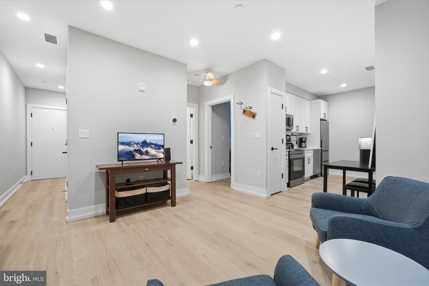 1016 17TH PL NE #7, WASHINGTON, District Of Columbia 20002, 1 Bedroom Bedrooms, 3 Rooms Rooms,1 BathroomBathrooms,Residential,For sale,1016 17TH PL NE #7,DCDC2228960 MLS # DCDC2228960 1016 17TH PL NE #7, WASHINGTON, District Of Columbia 20002, 1 Bedroom Bedrooms, 3 Rooms Rooms,1 BathroomBathrooms,Residential,For sale,1016 17TH PL NE #7,DCDC2228960 MLS # DCDC2228960