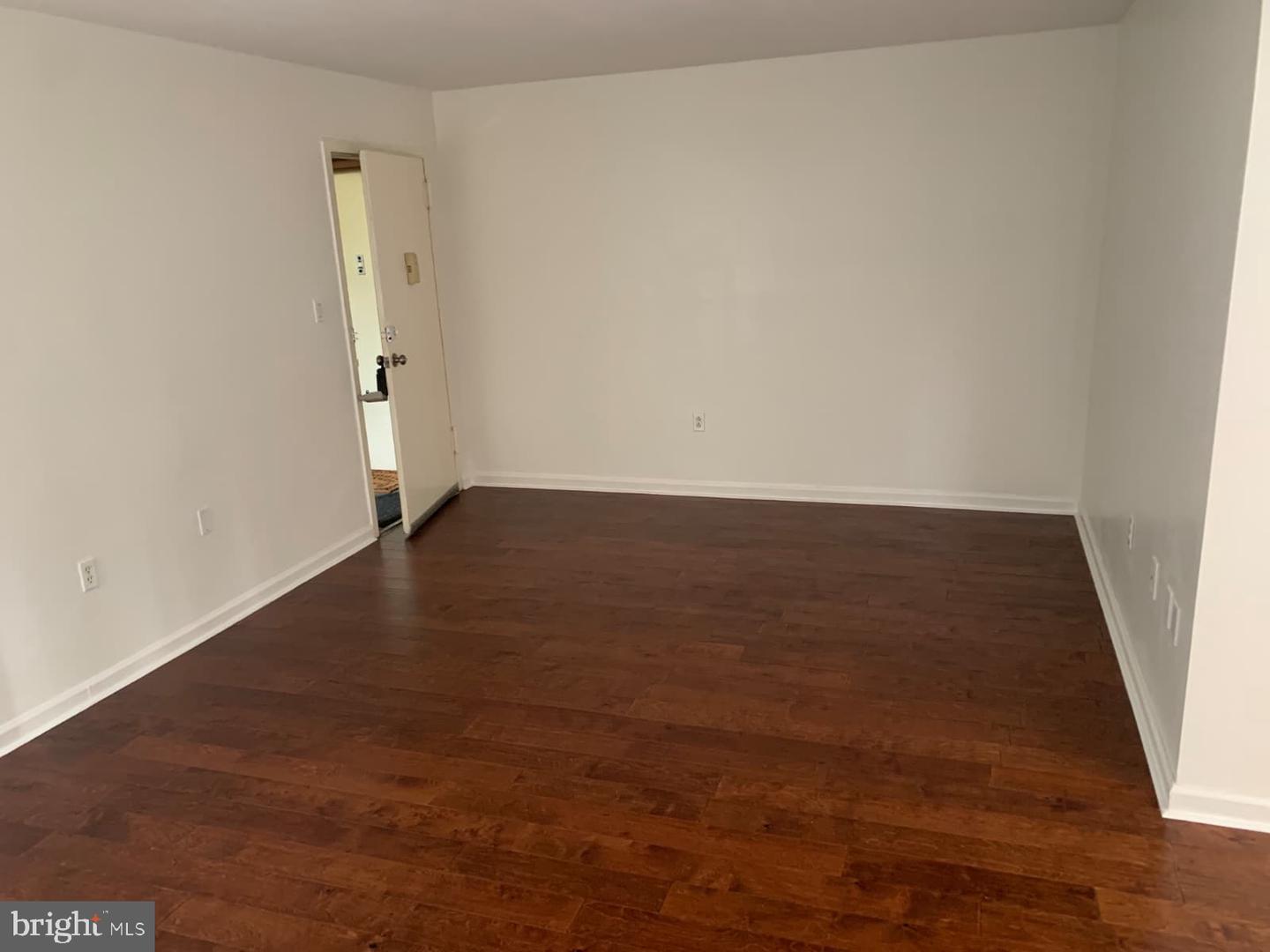 1604 RENATE DR #104, WOODBRIDGE, Virginia 22192, 1 Bedroom Bedrooms, ,1 BathroomBathrooms,Residential,For sale,1604 RENATE DR #104,VAPW2106702 MLS # VAPW2106702 1604 RENATE DR #104, WOODBRIDGE, Virginia 22192, 1 Bedroom Bedrooms, ,1 BathroomBathrooms,Residential,For sale,1604 RENATE DR #104,VAPW2106702 MLS # VAPW2106702