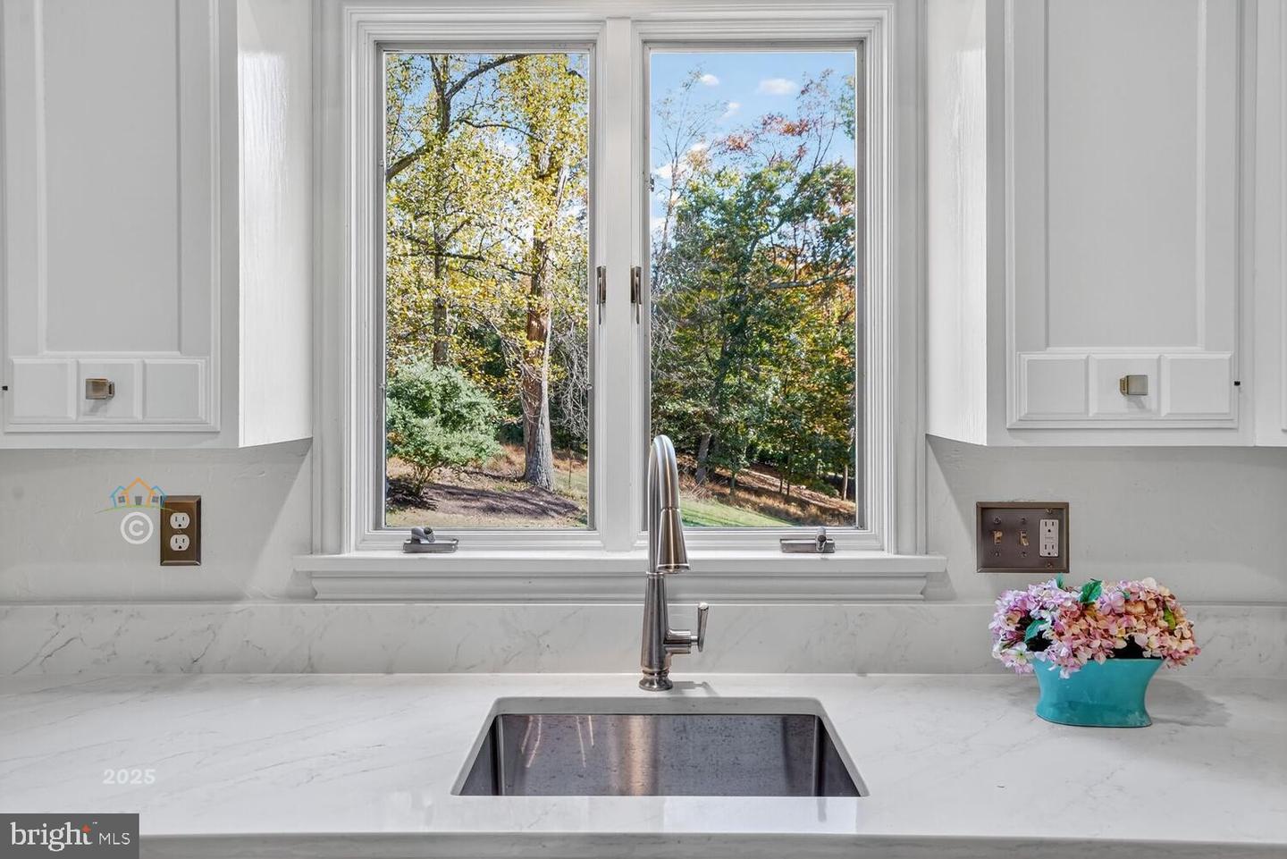 1175 DALEVIEW DR, MCLEAN, Virginia 22102, 4 Bedrooms Bedrooms, ,2 BathroomsBathrooms,Residential,For sale,1175 DALEVIEW DR,VAFX2276170 MLS # VAFX2276170 1175 DALEVIEW DR, MCLEAN, Virginia 22102, 4 Bedrooms Bedrooms, ,2 BathroomsBathrooms,Residential,For sale,1175 DALEVIEW DR,VAFX2276170 MLS # VAFX2276170