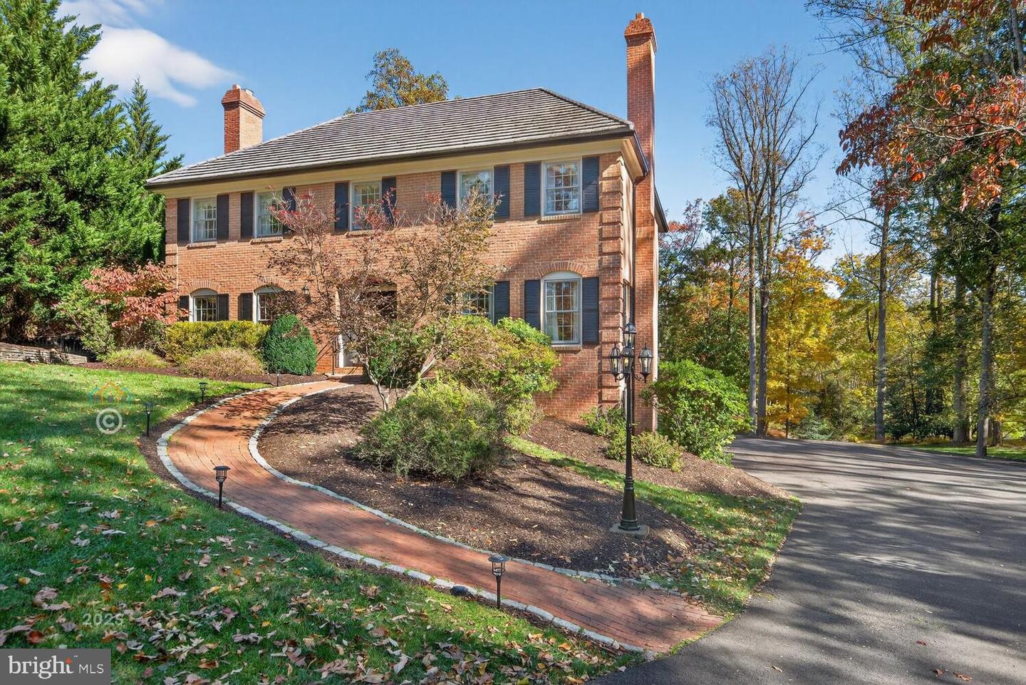 1175 DALEVIEW DR, MCLEAN, Virginia 22102, 4 Bedrooms Bedrooms, ,2 BathroomsBathrooms,Residential,For sale,1175 DALEVIEW DR,VAFX2276170 MLS # VAFX2276170 1175 DALEVIEW DR, MCLEAN, Virginia 22102, 4 Bedrooms Bedrooms, ,2 BathroomsBathrooms,Residential,For sale,1175 DALEVIEW DR,VAFX2276170 MLS # VAFX2276170