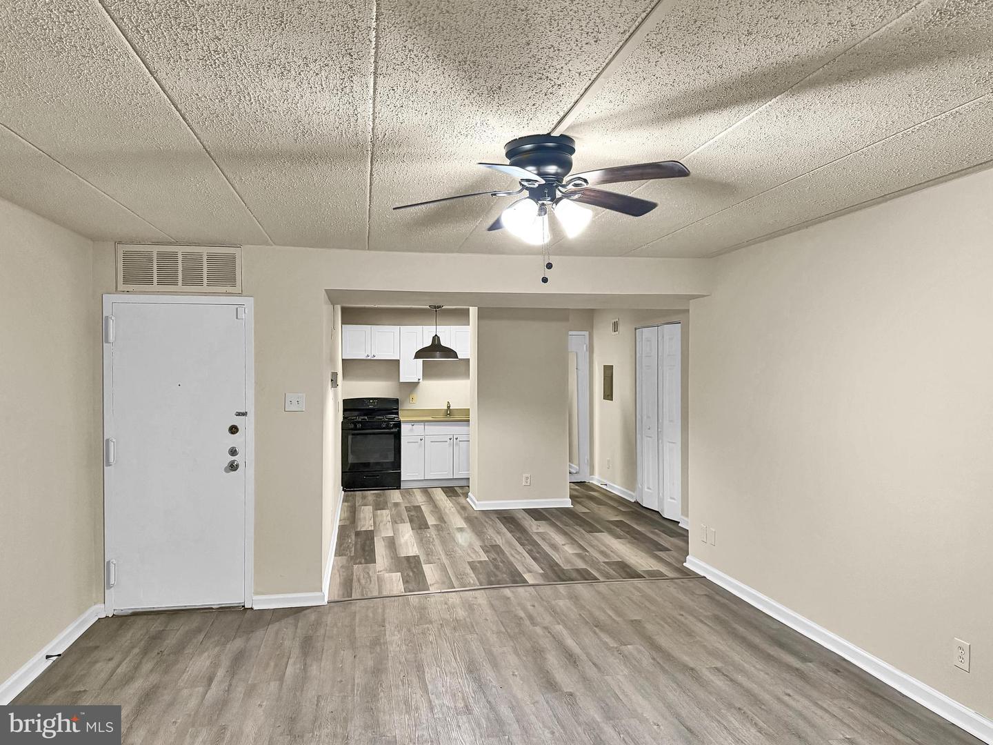 2607 HUNTINGTON AVE #65, ALEXANDRIA, Virginia 22303, 1 Bedroom Bedrooms, ,1 BathroomBathrooms,Residential,For sale,2607 HUNTINGTON AVE #65,VAFX2276196 MLS # VAFX2276196 2607 HUNTINGTON AVE #65, ALEXANDRIA, Virginia 22303, 1 Bedroom Bedrooms, ,1 BathroomBathrooms,Residential,For sale,2607 HUNTINGTON AVE #65,VAFX2276196 MLS # VAFX2276196