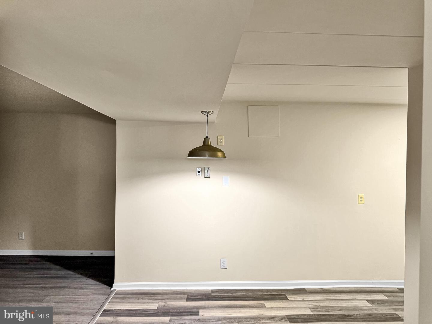 2607 HUNTINGTON AVE #65, ALEXANDRIA, Virginia 22303, 1 Bedroom Bedrooms, ,1 BathroomBathrooms,Residential,For sale,2607 HUNTINGTON AVE #65,VAFX2276196 MLS # VAFX2276196 2607 HUNTINGTON AVE #65, ALEXANDRIA, Virginia 22303, 1 Bedroom Bedrooms, ,1 BathroomBathrooms,Residential,For sale,2607 HUNTINGTON AVE #65,VAFX2276196 MLS # VAFX2276196