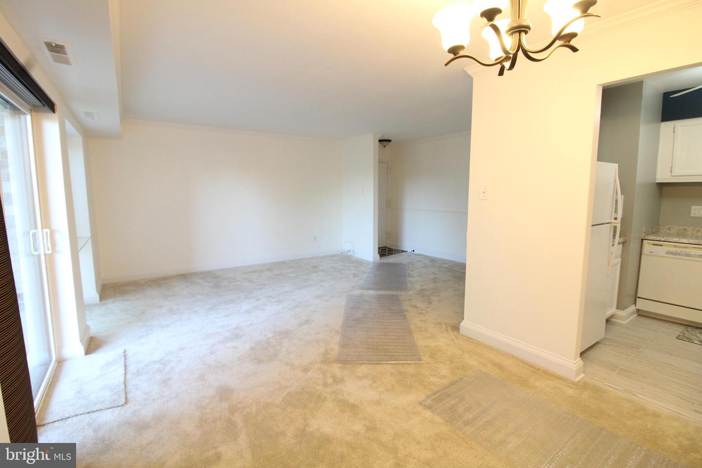 6141 EDSALL RD #E, ALEXANDRIA, Virginia 22304, 1 Bedroom Bedrooms, ,1 BathroomBathrooms,Residential,For sale,6141 EDSALL RD #E,VAAX2051196 MLS # VAAX2051196 6141 EDSALL RD #E, ALEXANDRIA, Virginia 22304, 1 Bedroom Bedrooms, ,1 BathroomBathrooms,Residential,For sale,6141 EDSALL RD #E,VAAX2051196 MLS # VAAX2051196