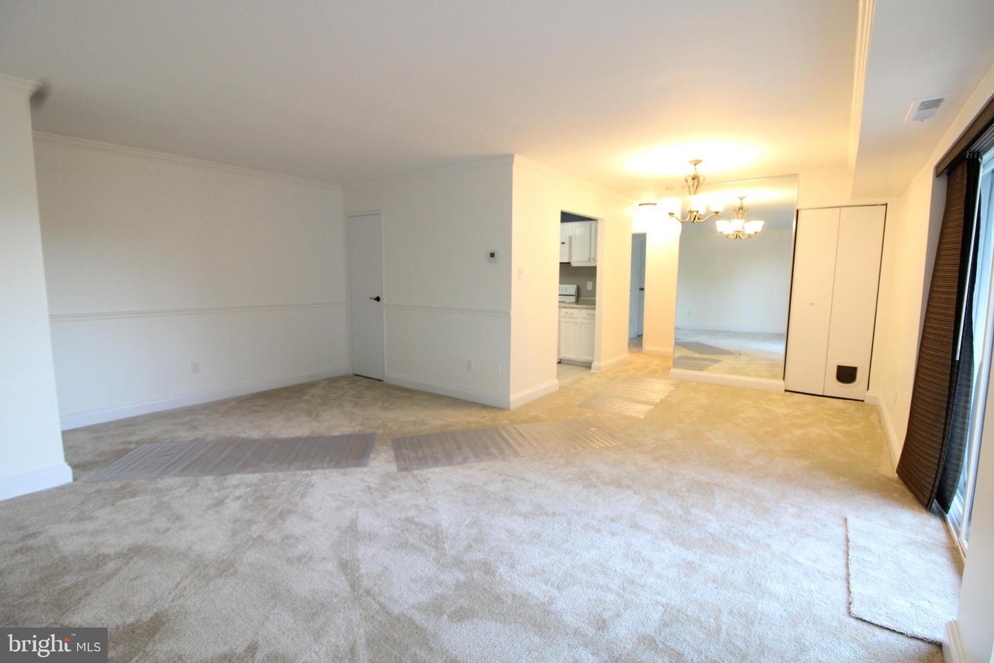 6141 EDSALL RD #E, ALEXANDRIA, Virginia 22304, 1 Bedroom Bedrooms, ,1 BathroomBathrooms,Residential,For sale,6141 EDSALL RD #E,VAAX2051196 MLS # VAAX2051196 6141 EDSALL RD #E, ALEXANDRIA, Virginia 22304, 1 Bedroom Bedrooms, ,1 BathroomBathrooms,Residential,For sale,6141 EDSALL RD #E,VAAX2051196 MLS # VAAX2051196