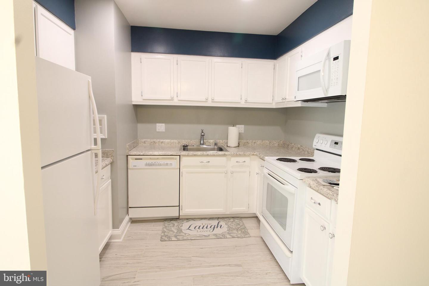 6141 EDSALL RD #E, ALEXANDRIA, Virginia 22304, 1 Bedroom Bedrooms, ,1 BathroomBathrooms,Residential,For sale,6141 EDSALL RD #E,VAAX2051196 MLS # VAAX2051196 6141 EDSALL RD #E, ALEXANDRIA, Virginia 22304, 1 Bedroom Bedrooms, ,1 BathroomBathrooms,Residential,For sale,6141 EDSALL RD #E,VAAX2051196 MLS # VAAX2051196