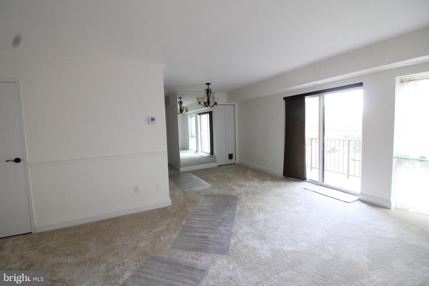 6141 EDSALL RD #E, ALEXANDRIA, Virginia 22304, 1 Bedroom Bedrooms, ,1 BathroomBathrooms,Residential,For sale,6141 EDSALL RD #E,VAAX2051196 MLS # VAAX2051196 6141 EDSALL RD #E, ALEXANDRIA, Virginia 22304, 1 Bedroom Bedrooms, ,1 BathroomBathrooms,Residential,For sale,6141 EDSALL RD #E,VAAX2051196 MLS # VAAX2051196