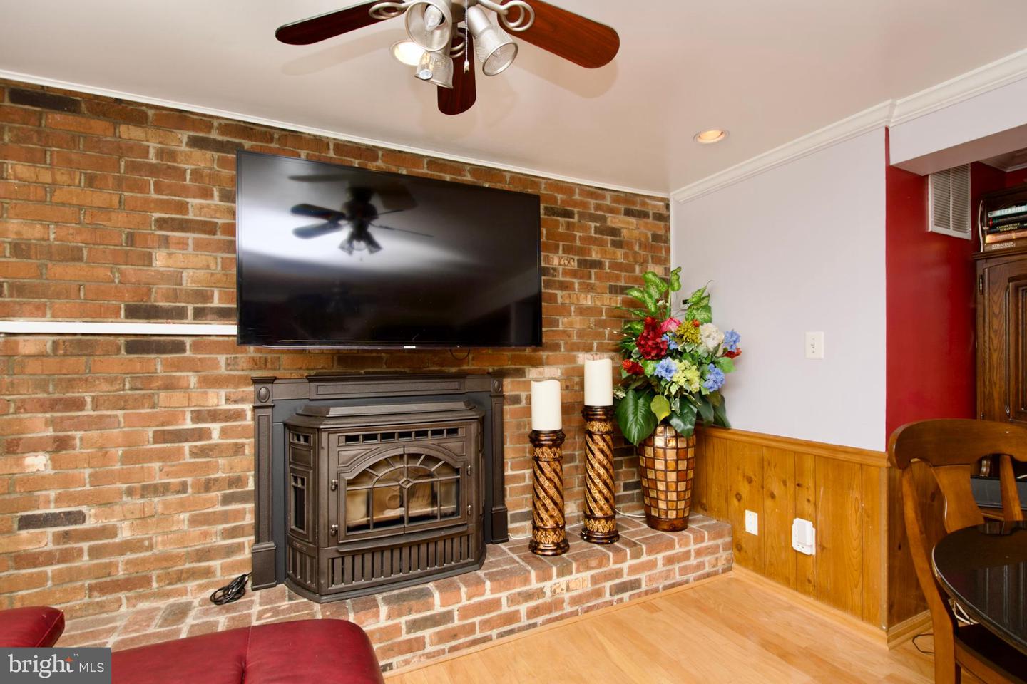 7052 WARDELL ST, ANNANDALE, Virginia 22003, 4 Bedrooms Bedrooms, ,3 BathroomsBathrooms,Residential,For sale,7052 WARDELL ST,VAFX2276244 MLS # VAFX2276244 7052 WARDELL ST, ANNANDALE, Virginia 22003, 4 Bedrooms Bedrooms, ,3 BathroomsBathrooms,Residential,For sale,7052 WARDELL ST,VAFX2276244 MLS # VAFX2276244