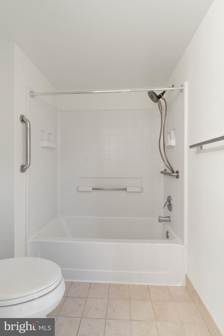 19385 CYPRESS RIDGE TER #415, LEESBURG, Virginia 20176, 3 Bedrooms Bedrooms, ,2 BathroomsBathrooms,Residential,For sale,19385 CYPRESS RIDGE TER #415,VALO2109674 MLS # VALO2109674 19385 CYPRESS RIDGE TER #415, LEESBURG, Virginia 20176, 3 Bedrooms Bedrooms, ,2 BathroomsBathrooms,Residential,For sale,19385 CYPRESS RIDGE TER #415,VALO2109674 MLS # VALO2109674