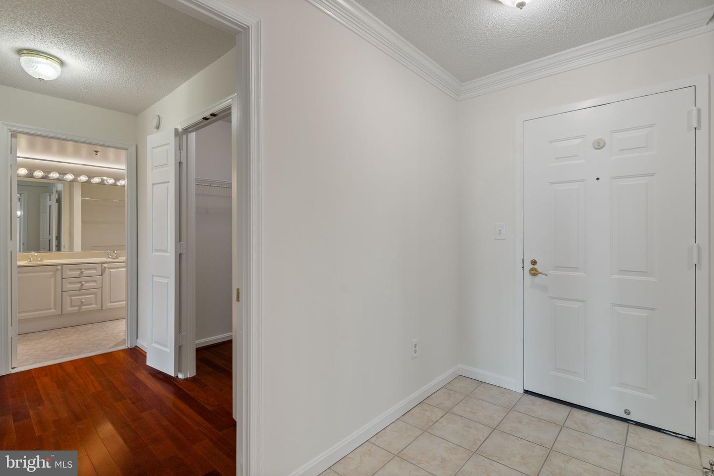 19385 CYPRESS RIDGE TER #415, LEESBURG, Virginia 20176, 3 Bedrooms Bedrooms, ,2 BathroomsBathrooms,Residential,For sale,19385 CYPRESS RIDGE TER #415,VALO2109674 MLS # VALO2109674 19385 CYPRESS RIDGE TER #415, LEESBURG, Virginia 20176, 3 Bedrooms Bedrooms, ,2 BathroomsBathrooms,Residential,For sale,19385 CYPRESS RIDGE TER #415,VALO2109674 MLS # VALO2109674