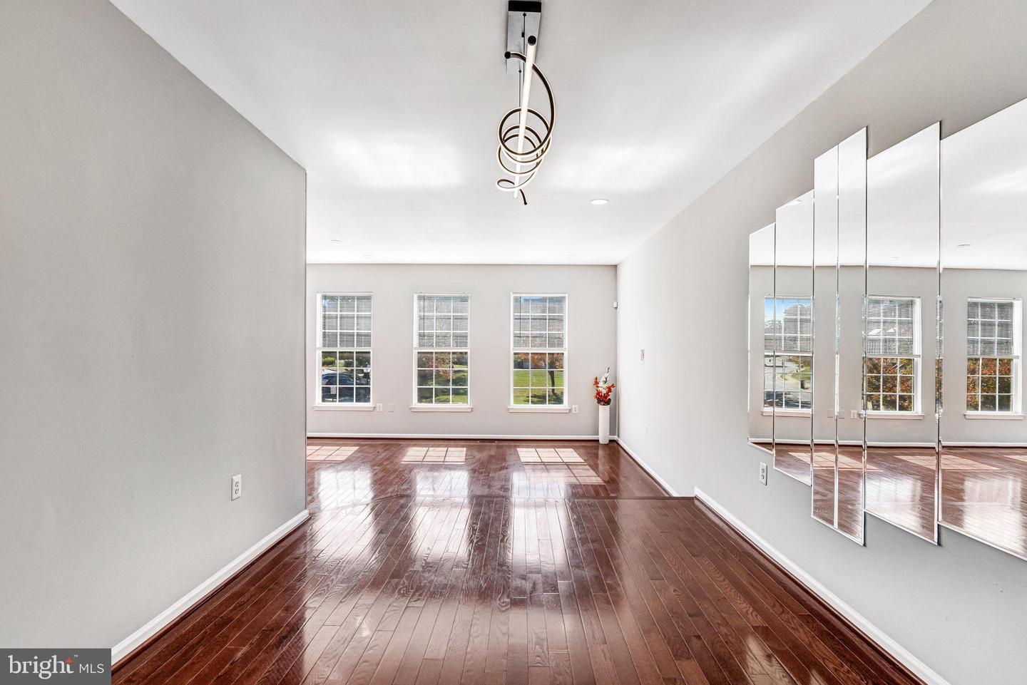 4737 GREAT HERON CIR, FAIRFAX, Virginia 22033, 3 Bedrooms Bedrooms, ,3 BathroomsBathrooms,Residential,For sale,4737 GREAT HERON CIR,VAFX2276274 MLS # VAFX2276274 4737 GREAT HERON CIR, FAIRFAX, Virginia 22033, 3 Bedrooms Bedrooms, ,3 BathroomsBathrooms,Residential,For sale,4737 GREAT HERON CIR,VAFX2276274 MLS # VAFX2276274