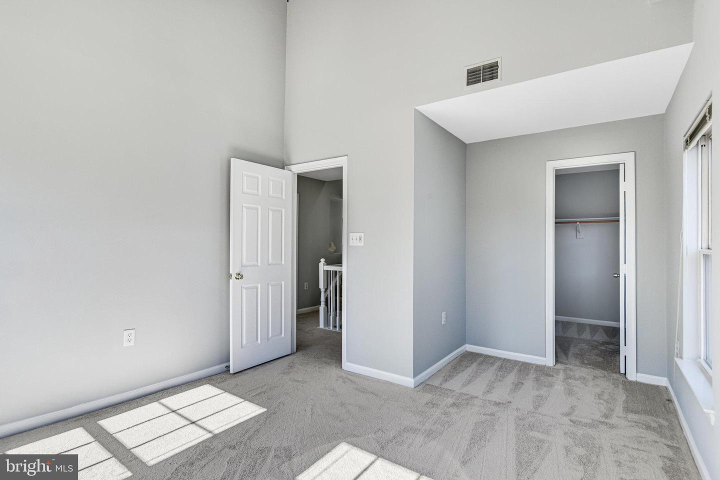 4737 GREAT HERON CIR, FAIRFAX, Virginia 22033, 3 Bedrooms Bedrooms, ,3 BathroomsBathrooms,Residential,For sale,4737 GREAT HERON CIR,VAFX2276274 MLS # VAFX2276274 4737 GREAT HERON CIR, FAIRFAX, Virginia 22033, 3 Bedrooms Bedrooms, ,3 BathroomsBathrooms,Residential,For sale,4737 GREAT HERON CIR,VAFX2276274 MLS # VAFX2276274