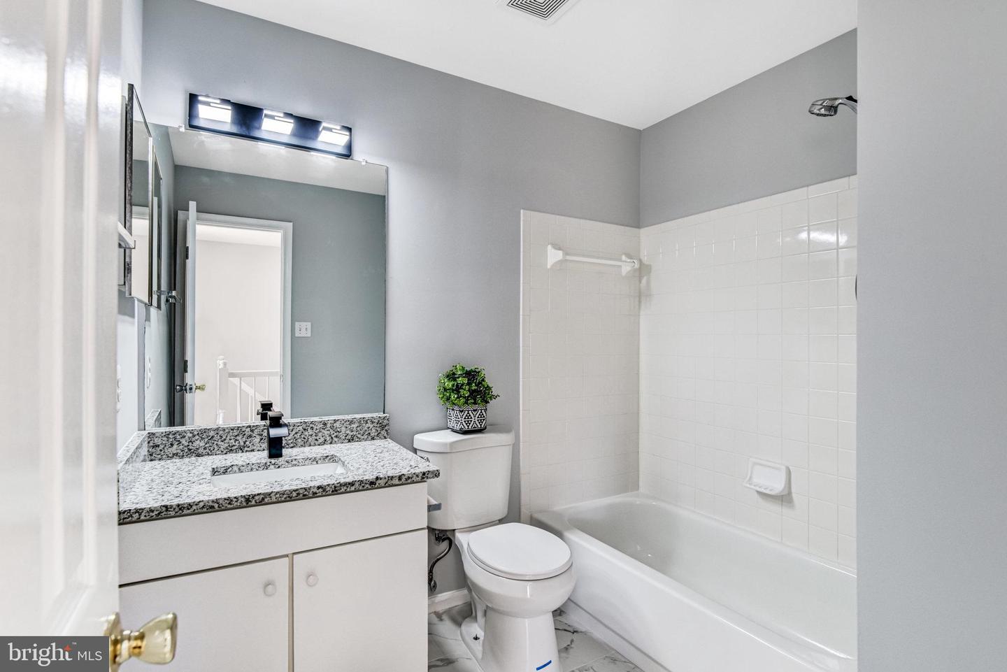 4737 GREAT HERON CIR, FAIRFAX, Virginia 22033, 3 Bedrooms Bedrooms, ,3 BathroomsBathrooms,Residential,For sale,4737 GREAT HERON CIR,VAFX2276274 MLS # VAFX2276274 4737 GREAT HERON CIR, FAIRFAX, Virginia 22033, 3 Bedrooms Bedrooms, ,3 BathroomsBathrooms,Residential,For sale,4737 GREAT HERON CIR,VAFX2276274 MLS # VAFX2276274