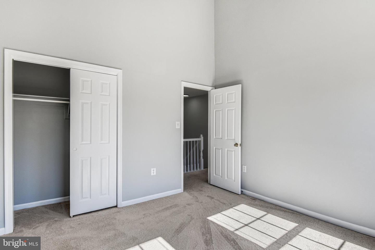 4737 GREAT HERON CIR, FAIRFAX, Virginia 22033, 3 Bedrooms Bedrooms, ,3 BathroomsBathrooms,Residential,For sale,4737 GREAT HERON CIR,VAFX2276274 MLS # VAFX2276274 4737 GREAT HERON CIR, FAIRFAX, Virginia 22033, 3 Bedrooms Bedrooms, ,3 BathroomsBathrooms,Residential,For sale,4737 GREAT HERON CIR,VAFX2276274 MLS # VAFX2276274