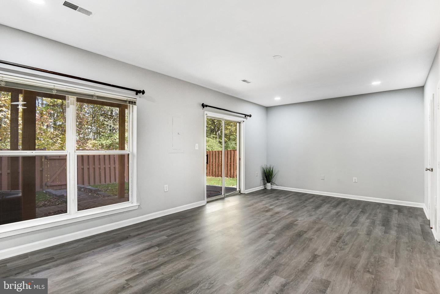 4737 GREAT HERON CIR, FAIRFAX, Virginia 22033, 3 Bedrooms Bedrooms, ,3 BathroomsBathrooms,Residential,For sale,4737 GREAT HERON CIR,VAFX2276274 MLS # VAFX2276274 4737 GREAT HERON CIR, FAIRFAX, Virginia 22033, 3 Bedrooms Bedrooms, ,3 BathroomsBathrooms,Residential,For sale,4737 GREAT HERON CIR,VAFX2276274 MLS # VAFX2276274