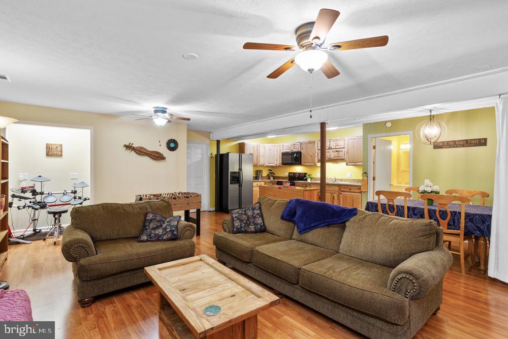 3210 ARROWHEAD RD, ROCKINGHAM, Virginia 22801, 4 Bedrooms Bedrooms, ,3 BathroomsBathrooms,Residential,For sale,3210 ARROWHEAD RD,VARO2002664 MLS # VARO2002664 3210 ARROWHEAD RD, ROCKINGHAM, Virginia 22801, 4 Bedrooms Bedrooms, ,3 BathroomsBathrooms,Residential,For sale,3210 ARROWHEAD RD,VARO2002664 MLS # VARO2002664