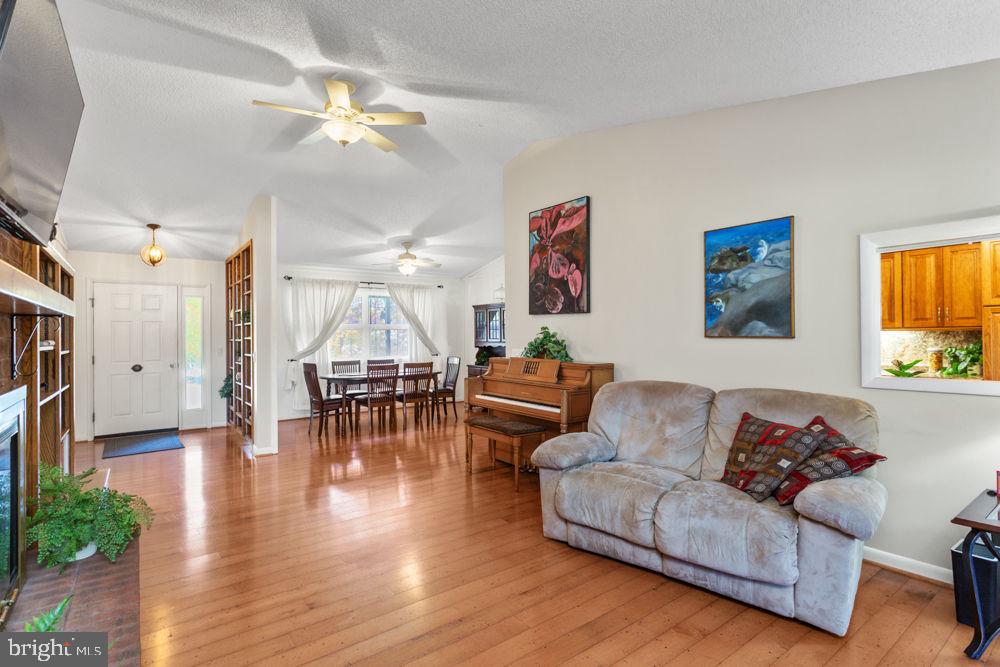 3210 ARROWHEAD RD, ROCKINGHAM, Virginia 22801, 4 Bedrooms Bedrooms, ,3 BathroomsBathrooms,Residential,For sale,3210 ARROWHEAD RD,VARO2002664 MLS # VARO2002664 3210 ARROWHEAD RD, ROCKINGHAM, Virginia 22801, 4 Bedrooms Bedrooms, ,3 BathroomsBathrooms,Residential,For sale,3210 ARROWHEAD RD,VARO2002664 MLS # VARO2002664
