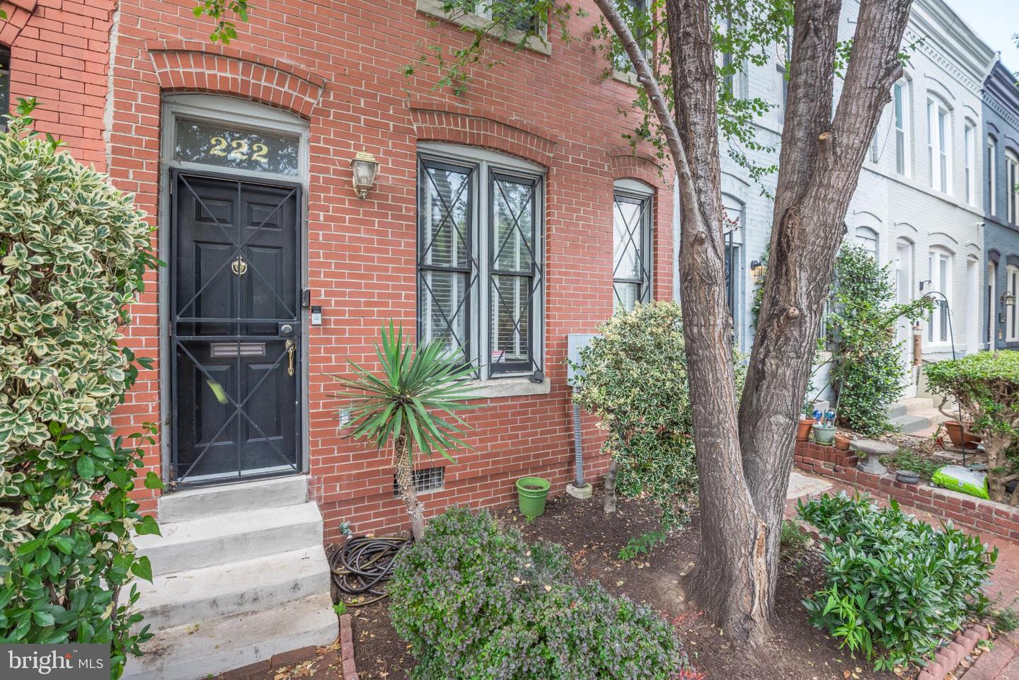 222 12TH PL NE, WASHINGTON, District Of Columbia 20002, 3 Bedrooms Bedrooms, ,2 BathroomsBathrooms,Residential,For sale,222 12TH PL NE,DCDC2229188 MLS # DCDC2229188 222 12TH PL NE, WASHINGTON, District Of Columbia 20002, 3 Bedrooms Bedrooms, ,2 BathroomsBathrooms,Residential,For sale,222 12TH PL NE,DCDC2229188 MLS # DCDC2229188